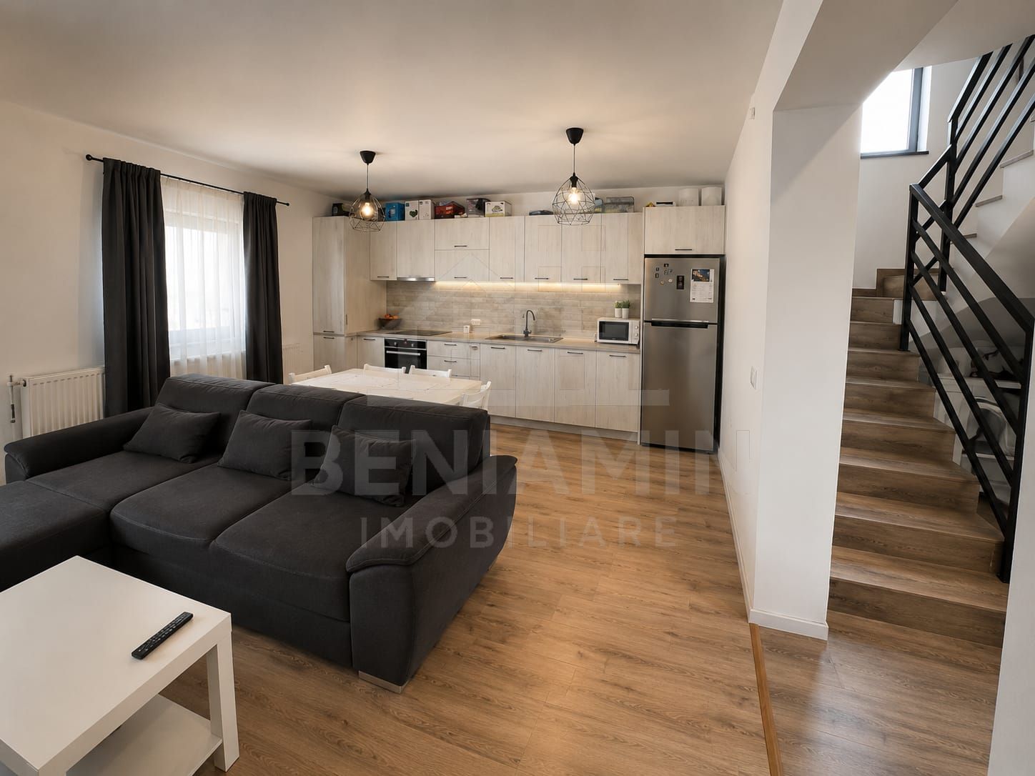 Casa moderna Parter plus Etaj - Zona Damila — fotografia 5