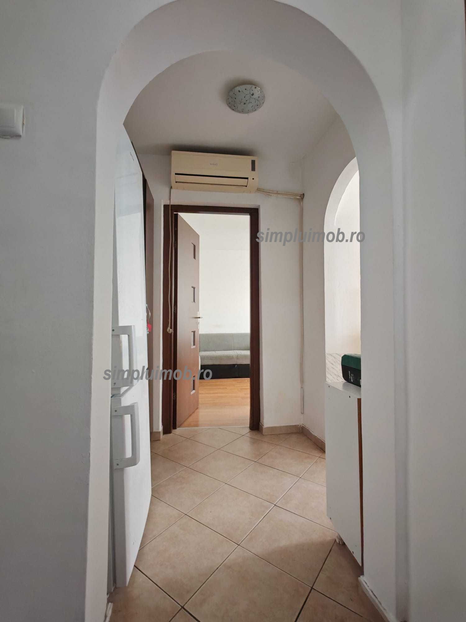Piata Sudului 2 Camere Decomandat Etaj Intermediar — fotografia 7