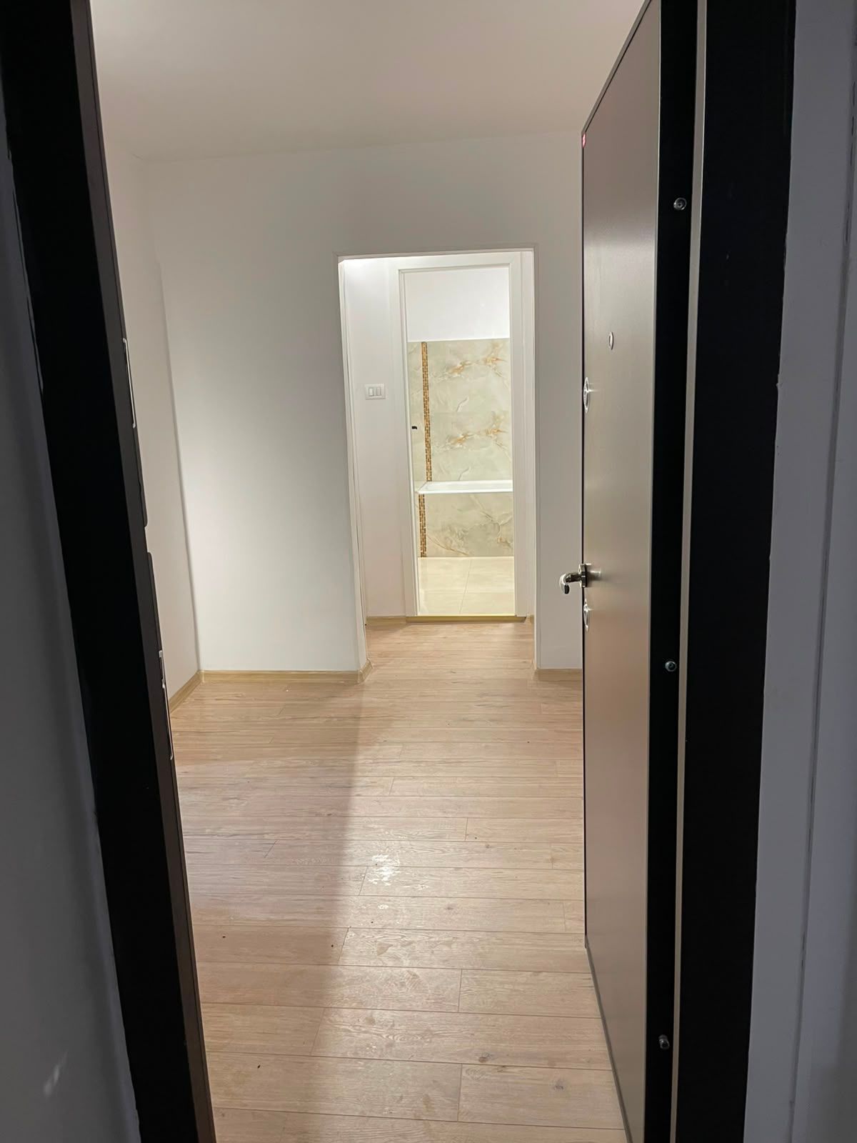 Apartament 2 camere zona Apusului/0% comision — fotografia 7
