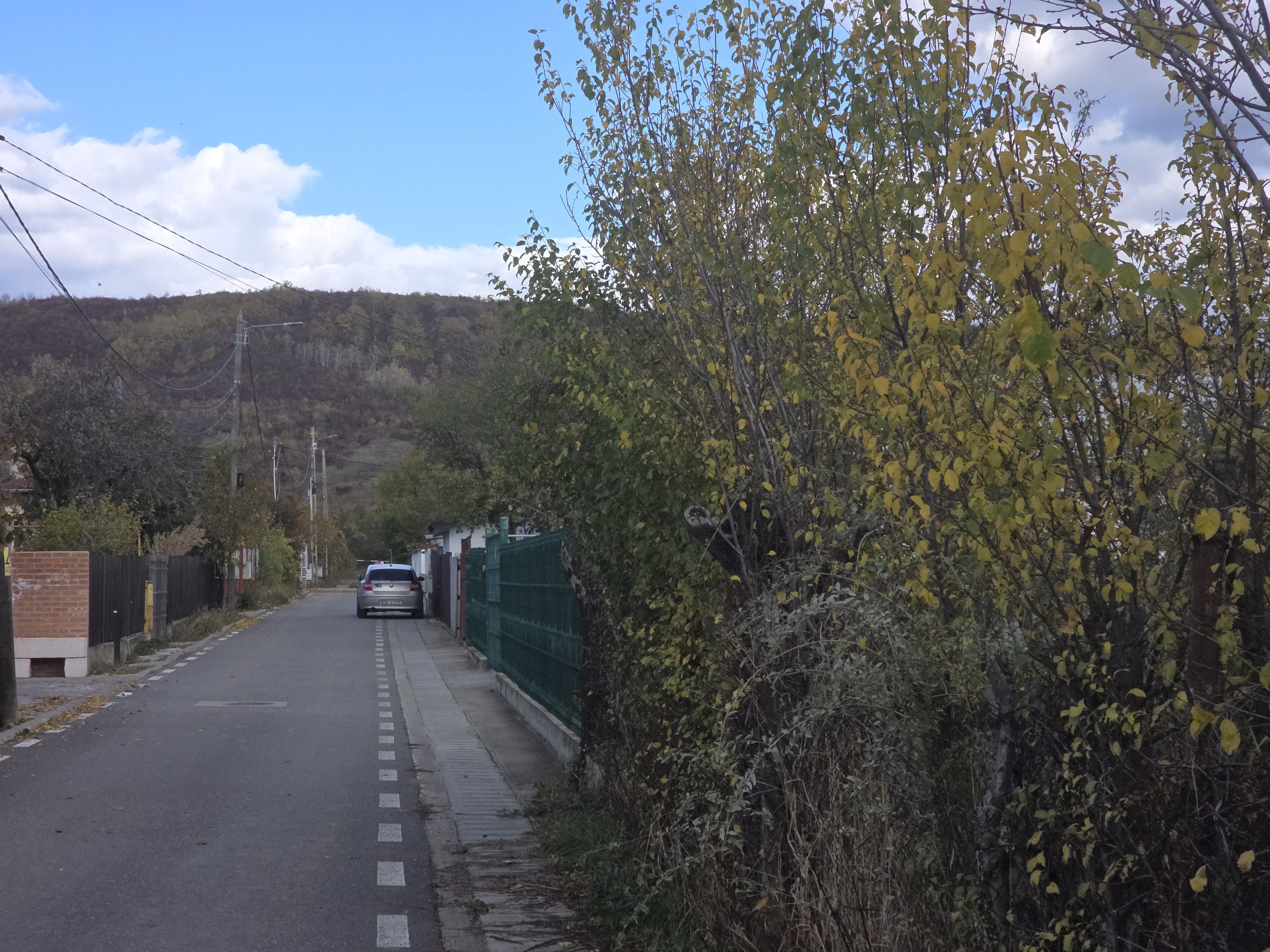 Casa ta la pret de apartament - 5 minute de Targoviste — fotografia 4