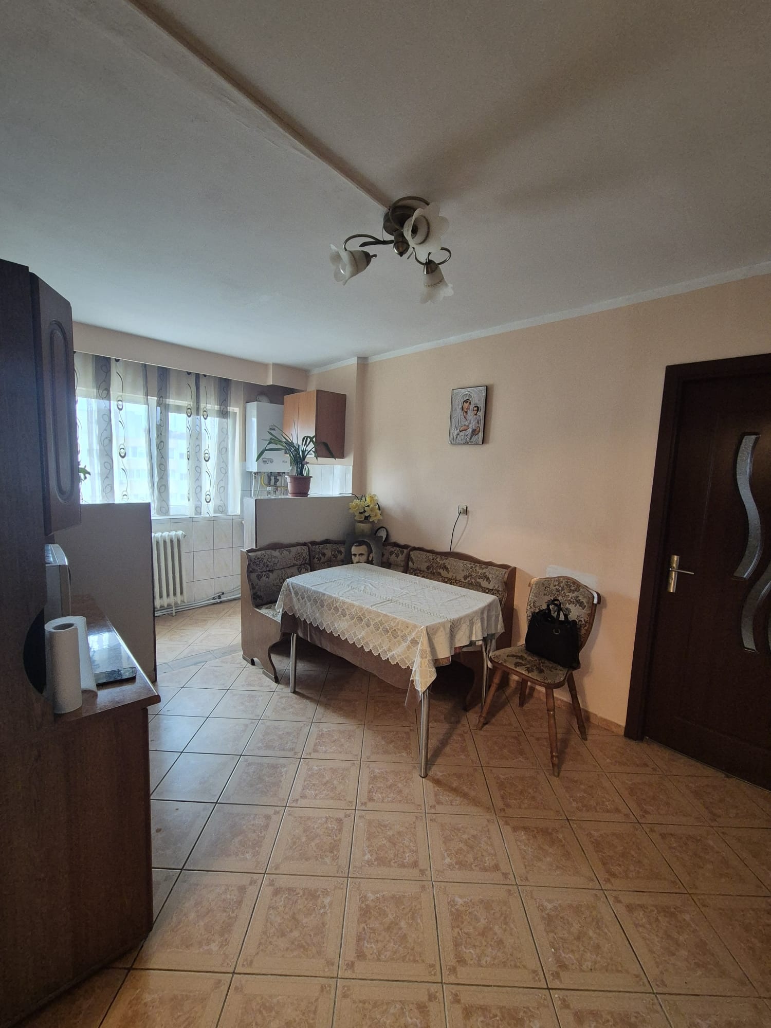 Chirie apartament, langa Parcul Central — fotografia 6