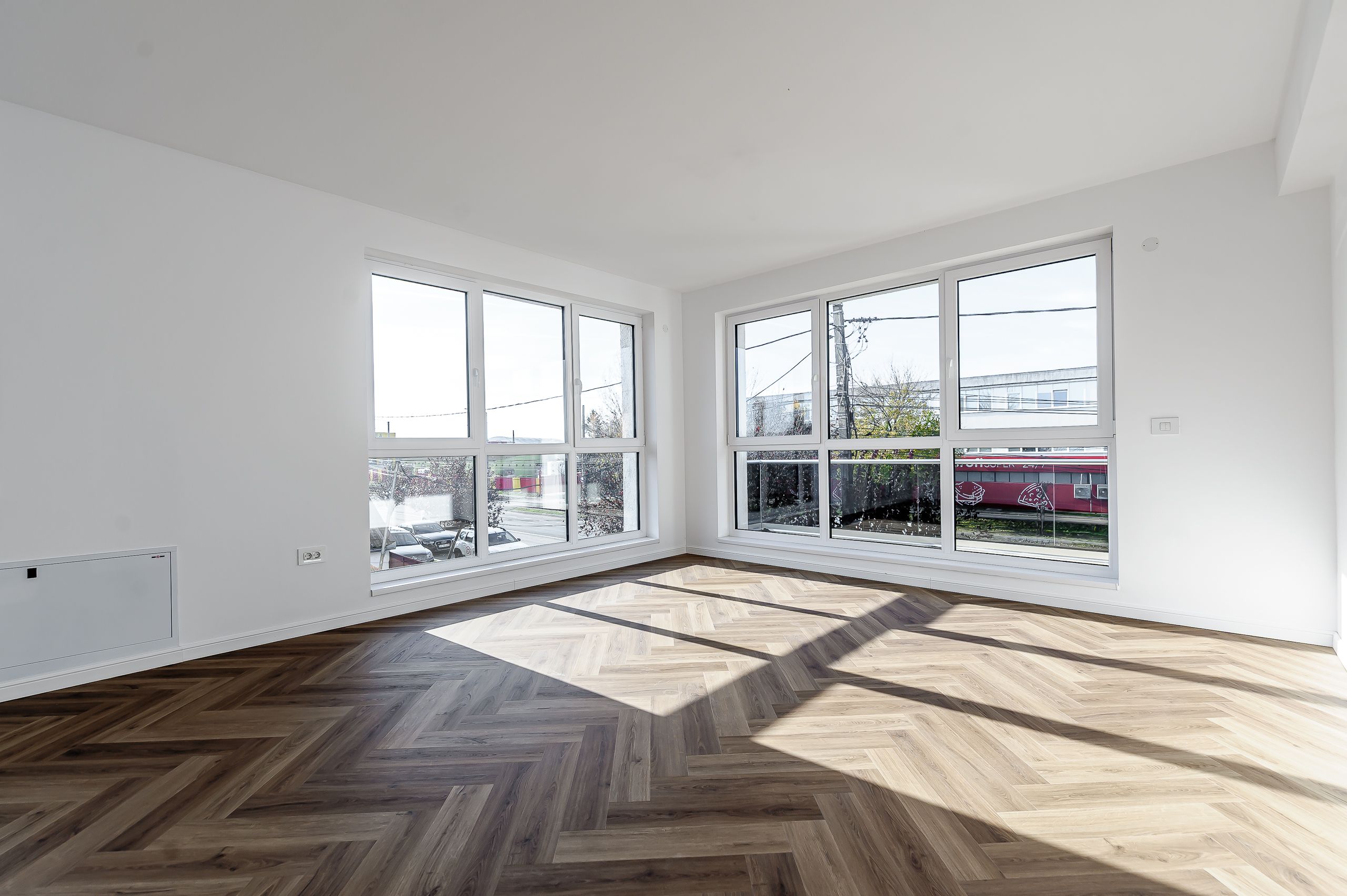 Clădire nouă P+2 cu showroom și birouri în Arad — fotografia 11