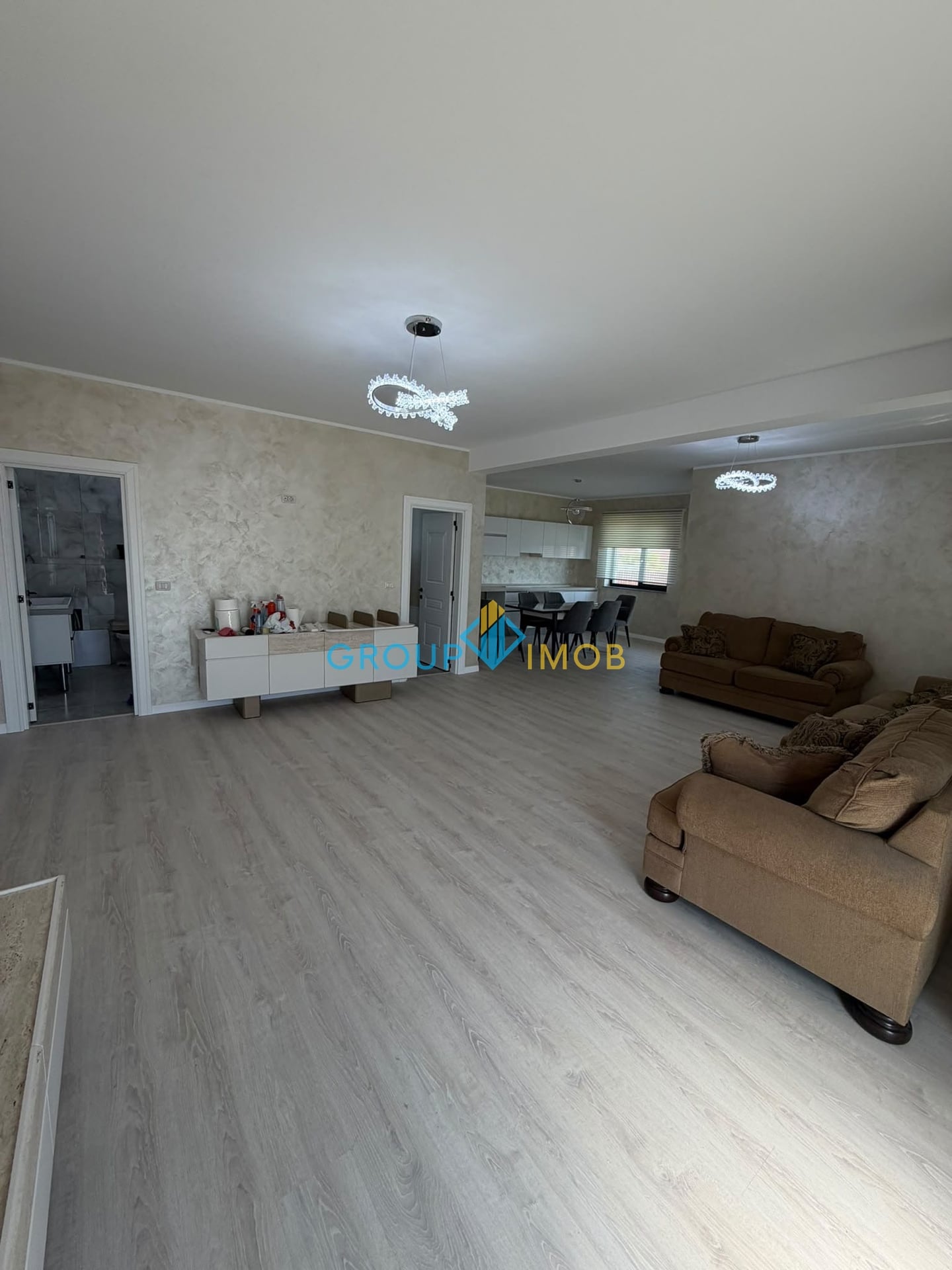 Casă nouă de vânzare utilata si mobilata Premium– Mărgineni, Bacău — fotografia 2