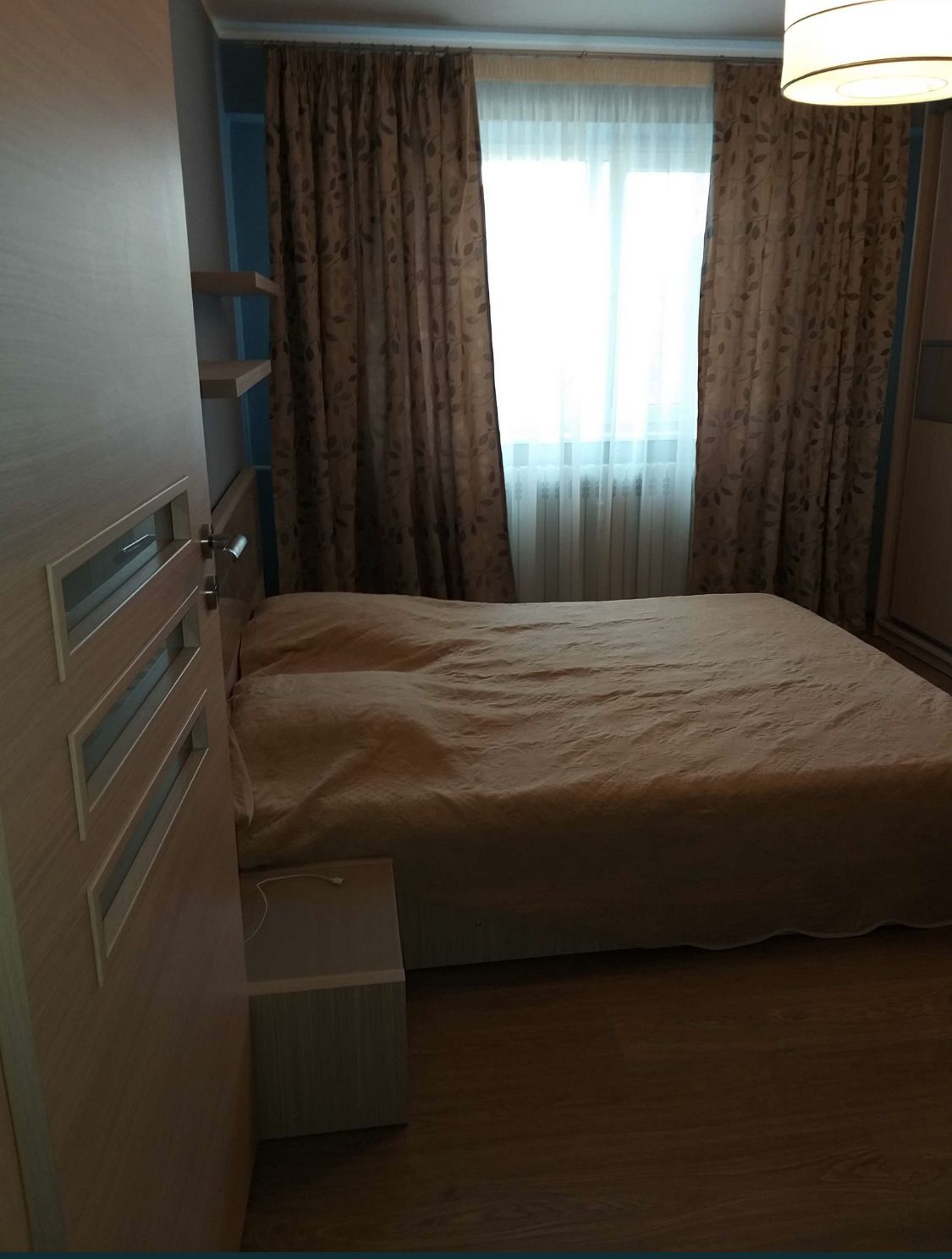 Apartament de vanzare cu 3 camere — fotografia 4