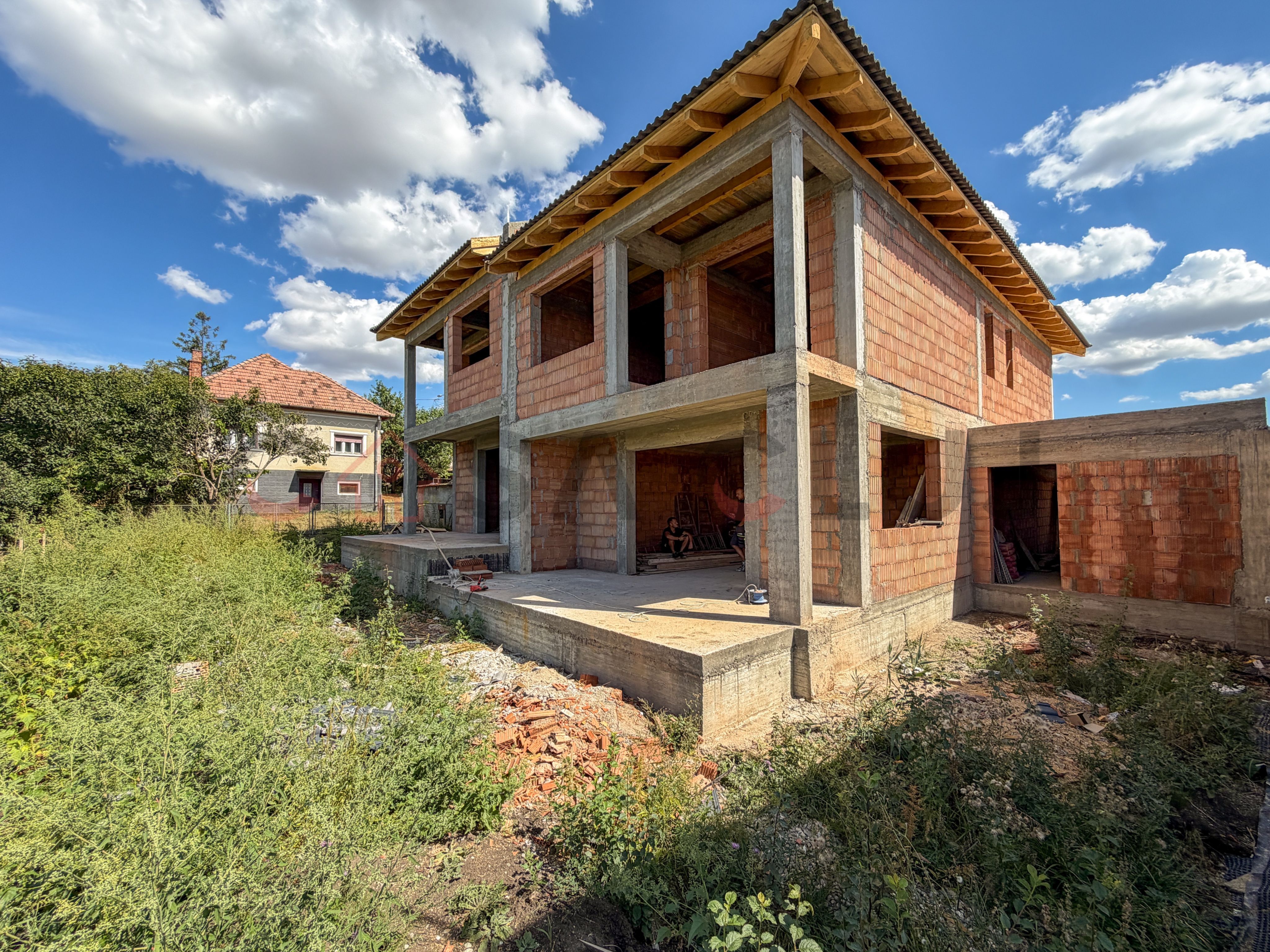 Casa noua cu 4 camere in Borhanci, zona TCI! — fotografia 3