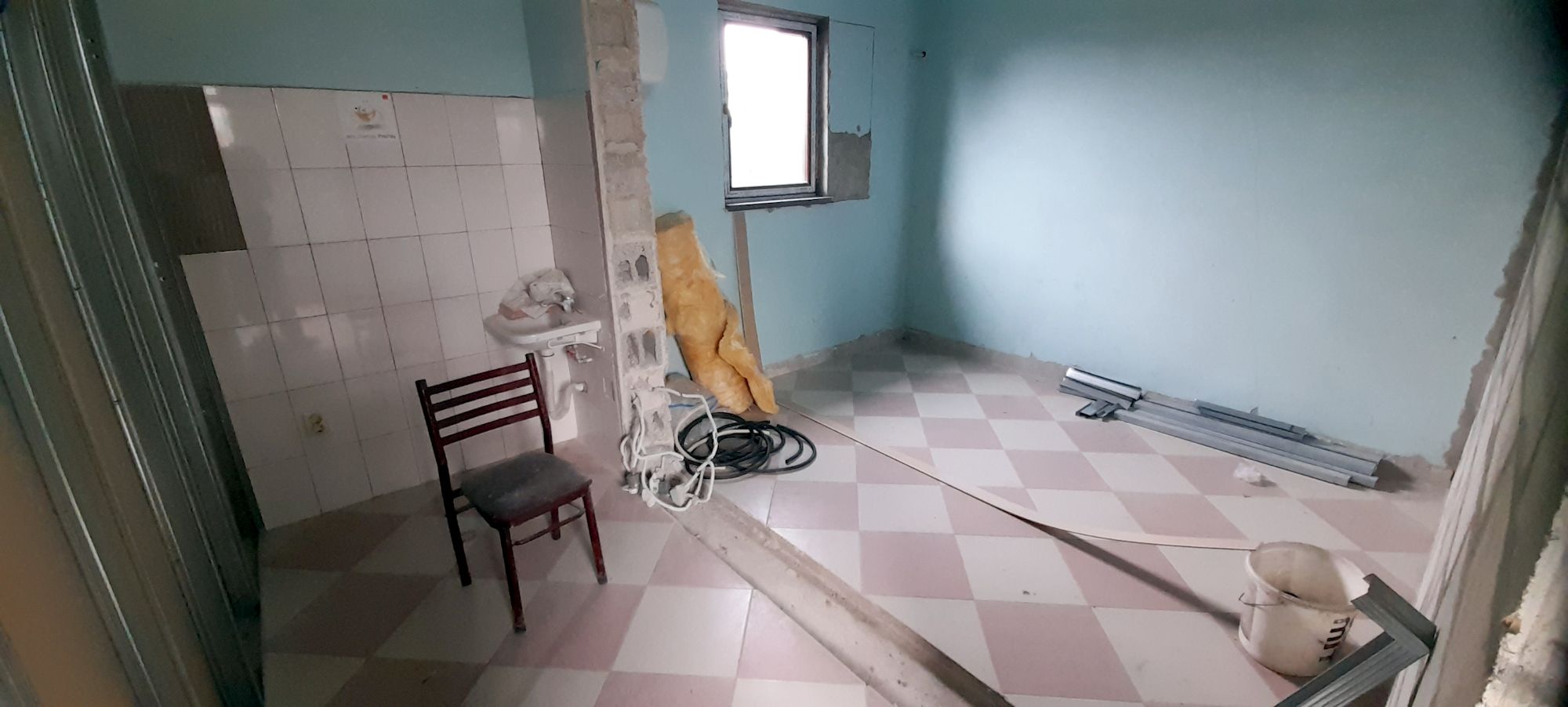 Casă şi spaţiu multifuncţional, bar, sală de evenimente în Brătuleşti — fotografia 10