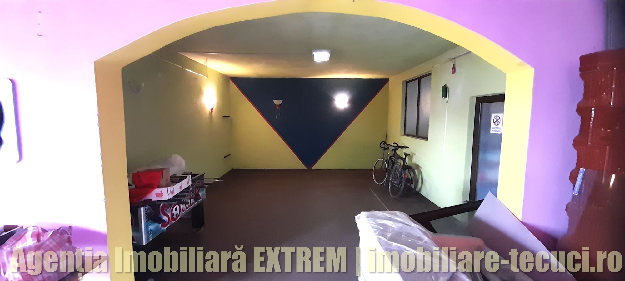 Casă şi spaţiu multifuncţional, bar, sală de evenimente în Brătuleşti — fotografia 2