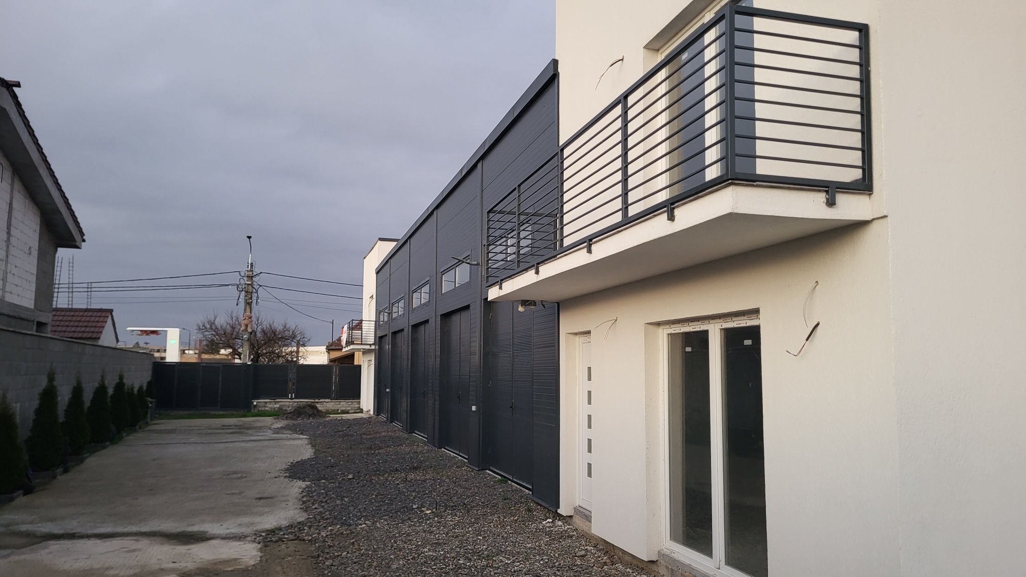 Vand /schimb/ Inchiriez  Case și garaje pe str Ion  Ghica 41c în 14Mai — fotografia 4