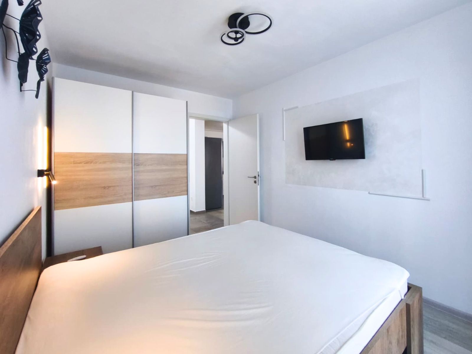 Studio Elegant în Kasper Coresi Balcon  Parcare  Boxă — fotografia 13