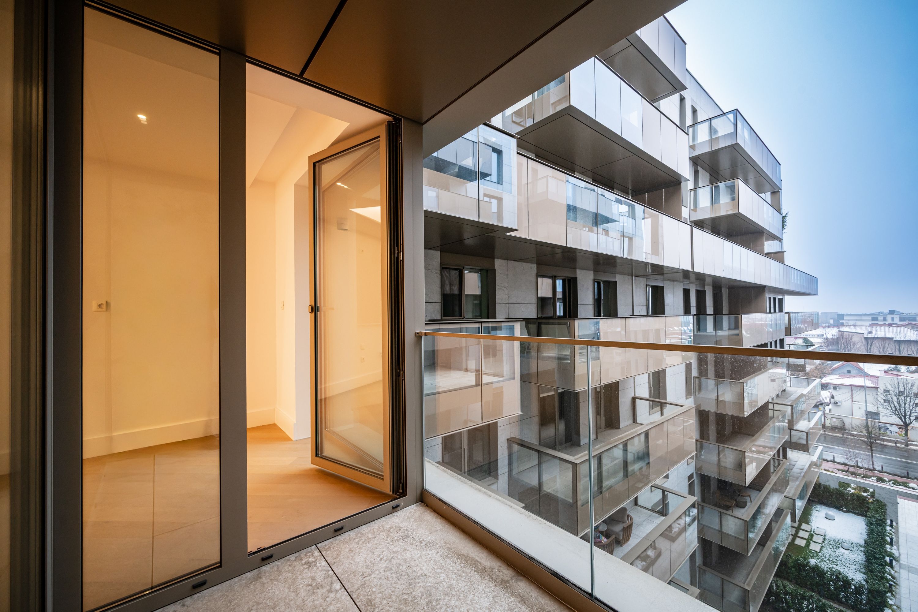 CORTINA 126 | Vedere dubla | 2,900 Eur/mpc [+21% TVA] ULTRALUX — fotografia 7