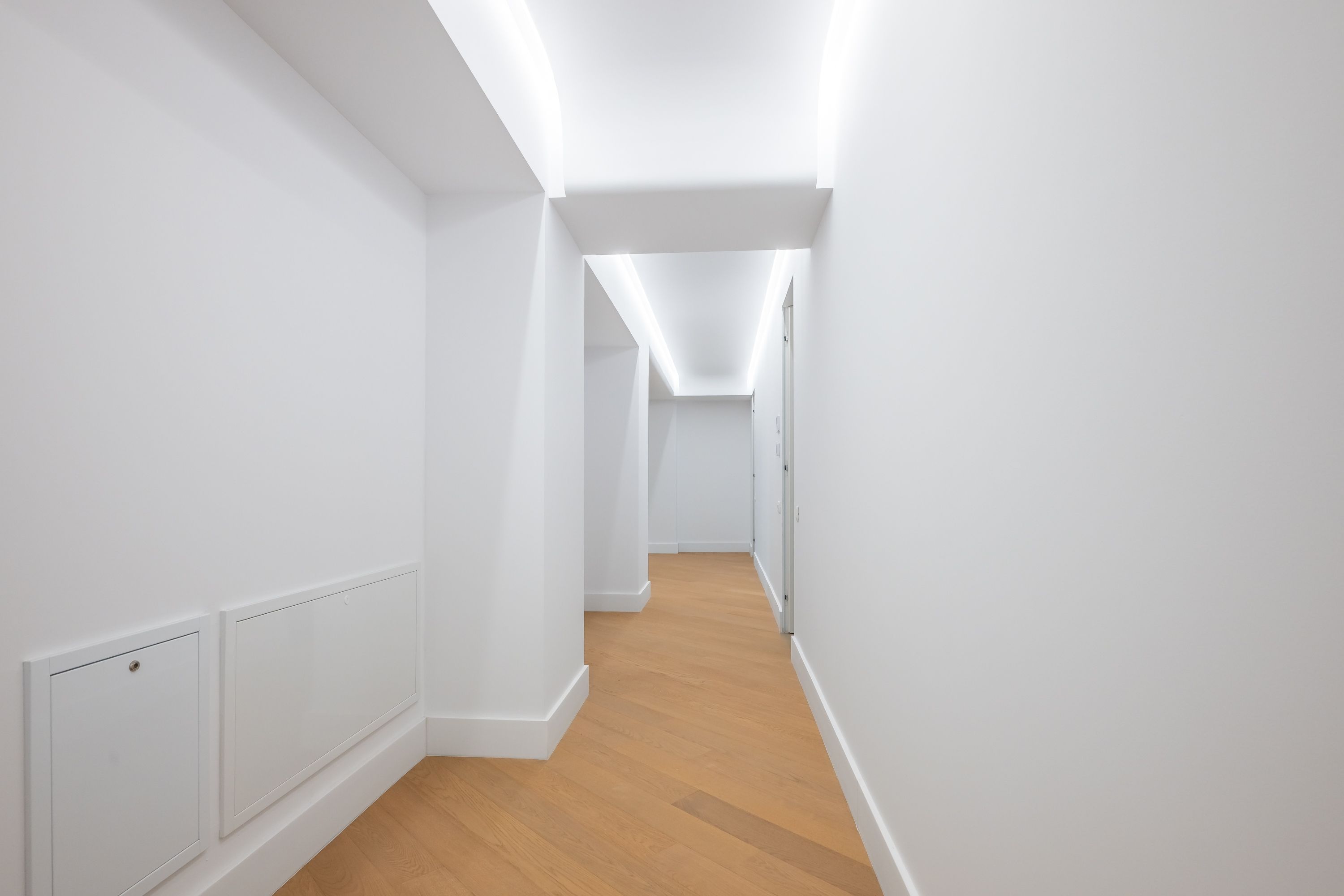 CORTINA 126 | Vedere dubla | 2,900 Eur/mpc [+21% TVA] ULTRALUX — fotografia 8