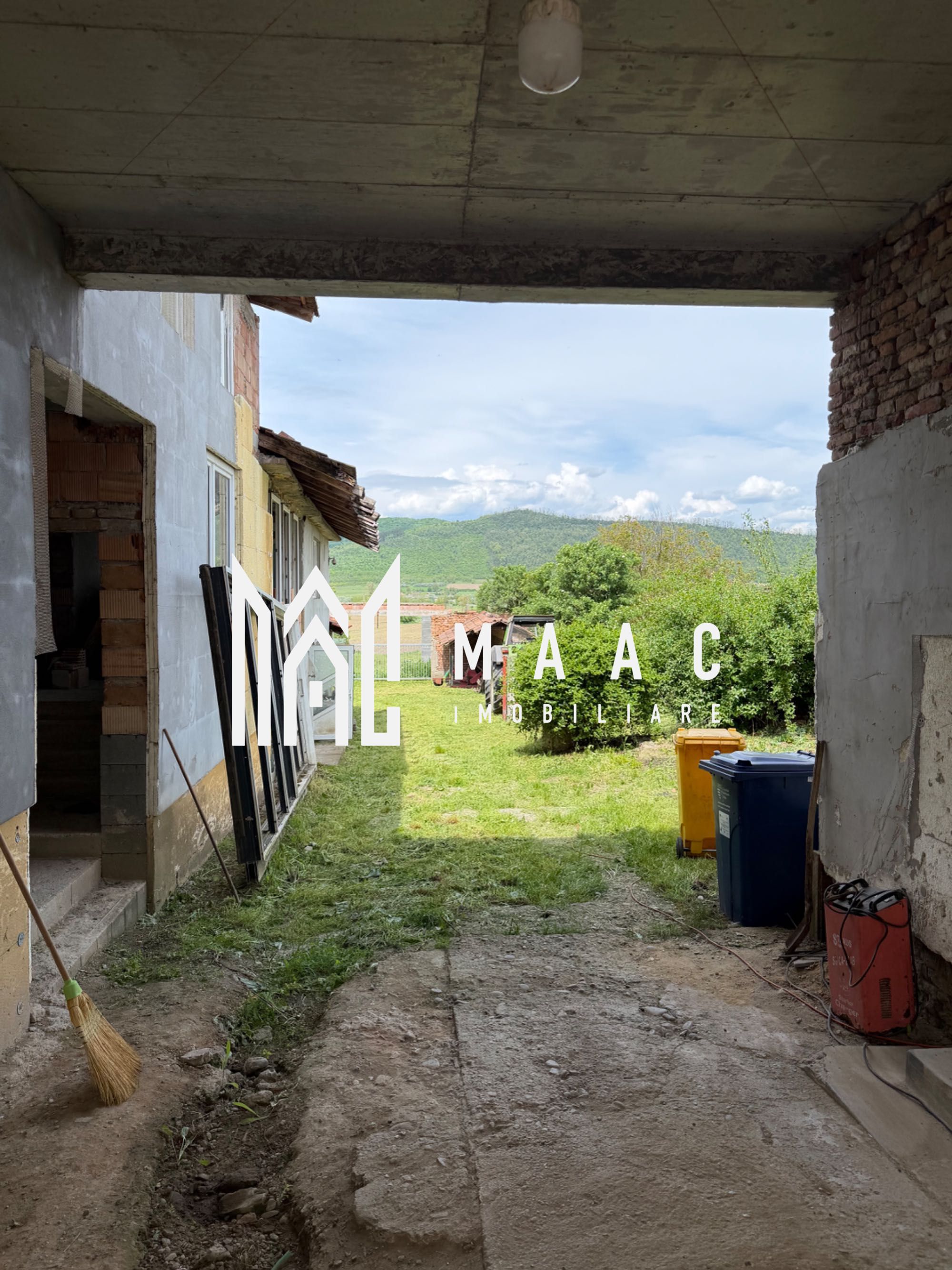 FERMA FUNCTIONALA CU UTILAJE I TAPU I SIBIU — fotografia 7