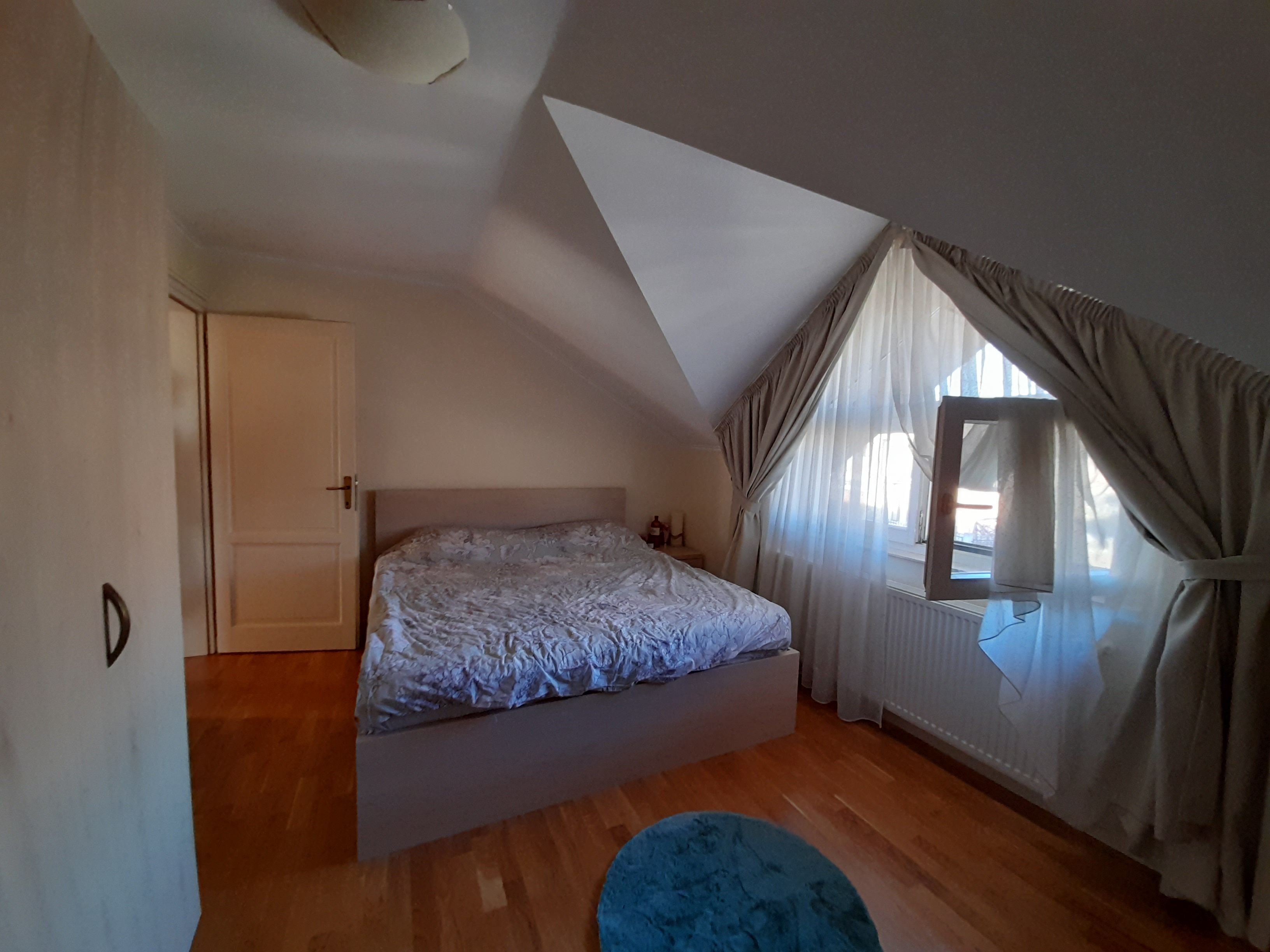 Casa cu 3 dormitoare, centrala gaz, in Cartierul Grigorescu, Oradea — fotografia 11