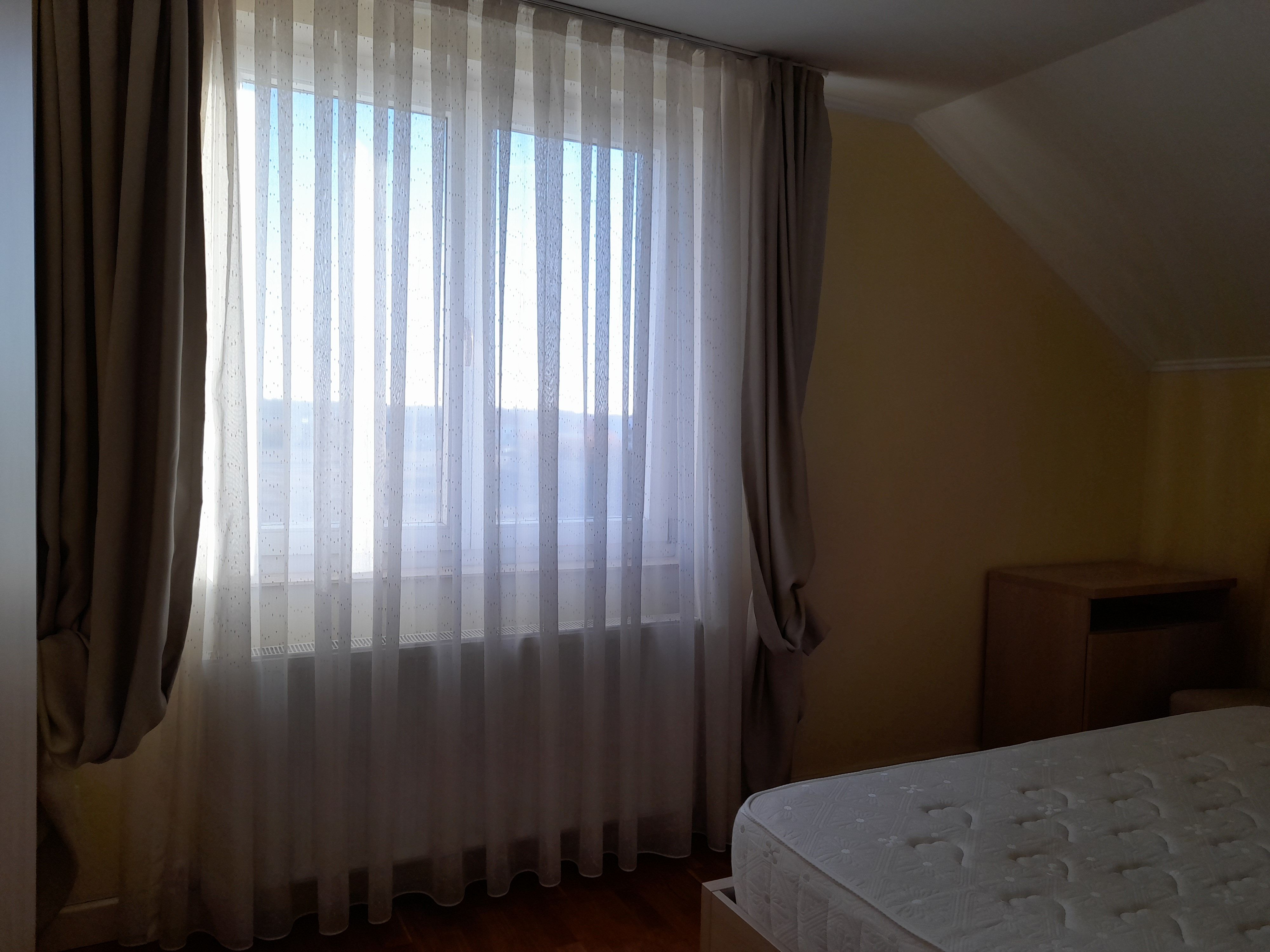Casa cu 3 dormitoare, centrala gaz, in Cartierul Grigorescu, Oradea — fotografia 12