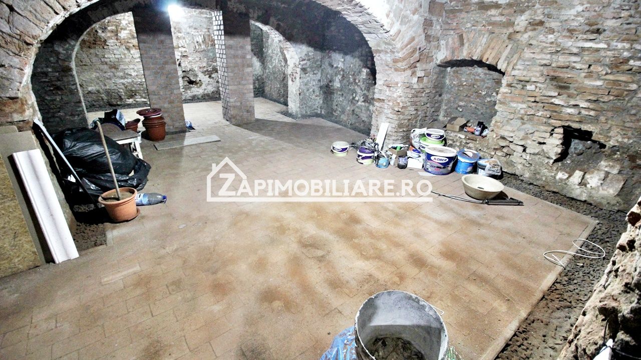 Spatiu Comercial 100 mp.zona Centrală