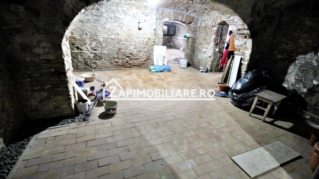 Spatiu Comercial 100 mp.zona Centrală — fotografia 5