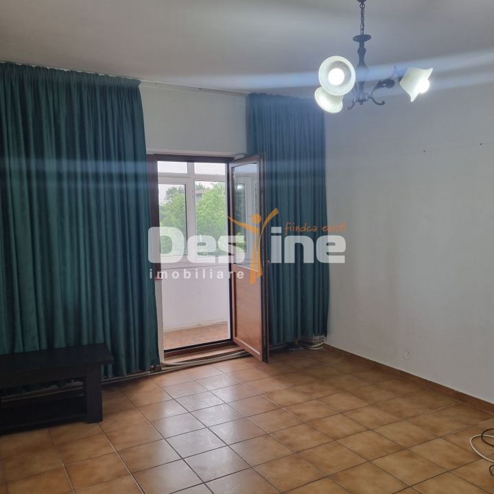 APARTAMENT DE VANZARE — fotografia 11