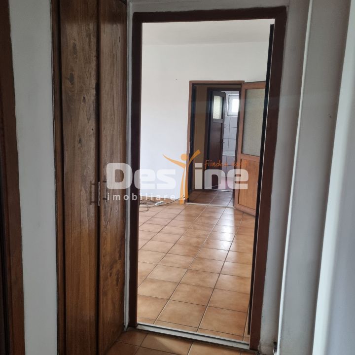 APARTAMENT DE VANZARE — fotografia 4