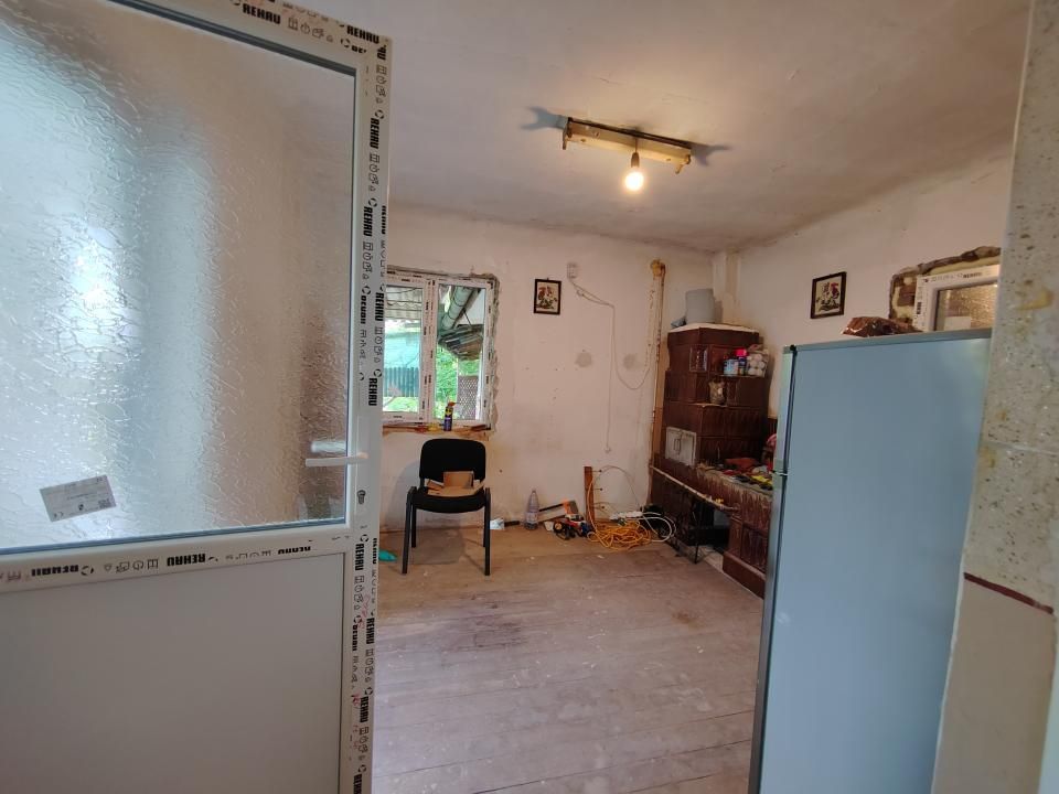 Casă cu teren generos în Dărmănești, DB– oportunitate pentru locuit/investitie — fotografia 12