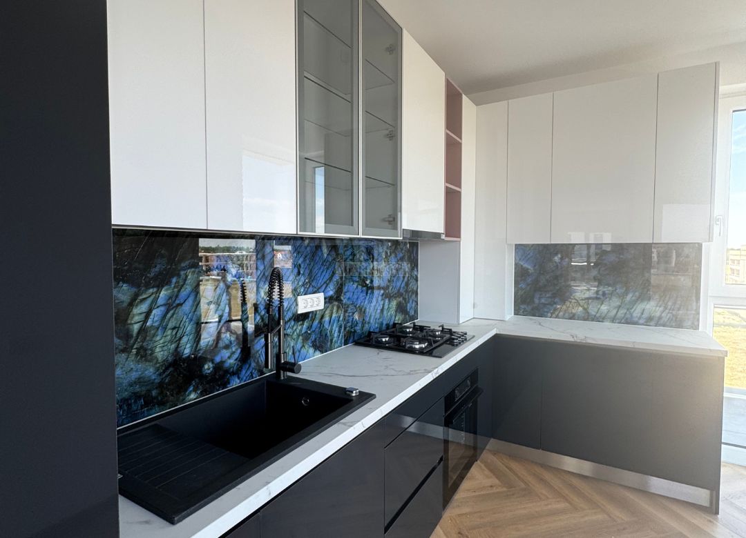Penthouse spațioas și modern, cu terasă panoramică - Torontalului — fotografia 14