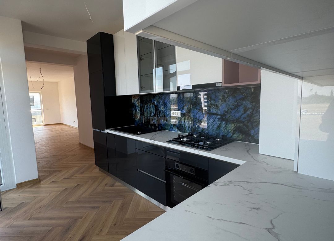 Penthouse spațioas și modern, cu terasă panoramică - Torontalului — fotografia 4