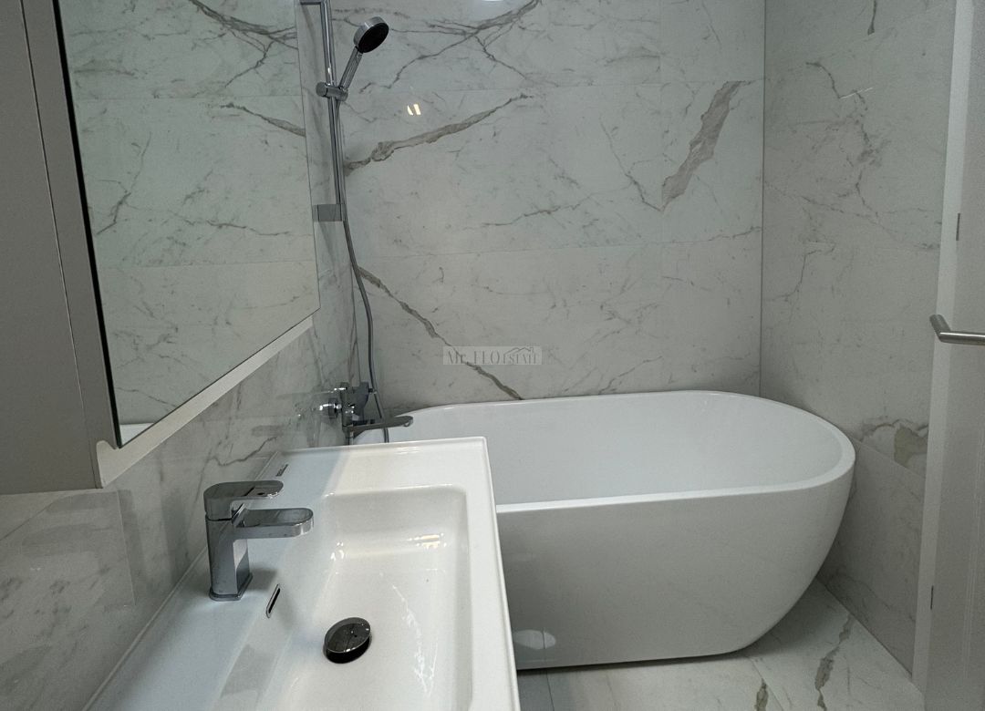 Penthouse spațioas și modern, cu terasă panoramică - Torontalului — fotografia 5