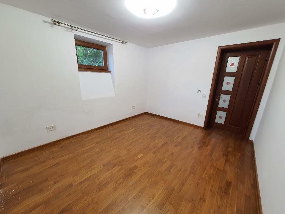 Închiriem ap in casa Cotroceni — fotografia 3
