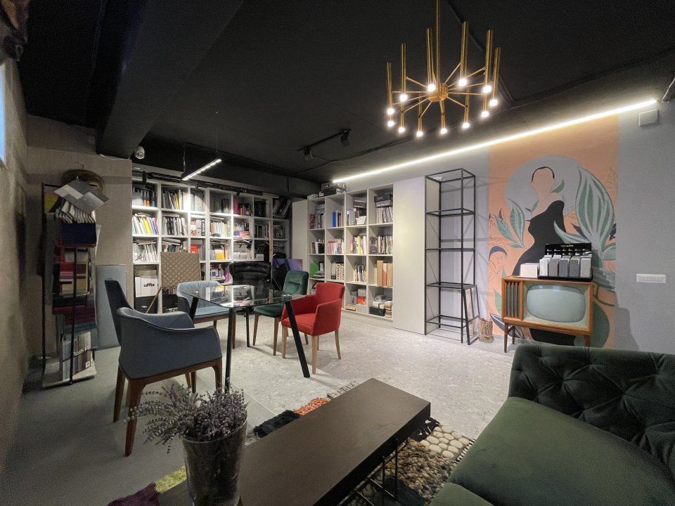 Duplex 3 camere amenajat birou/showroom, cu parcare inclusa — fotografia 4