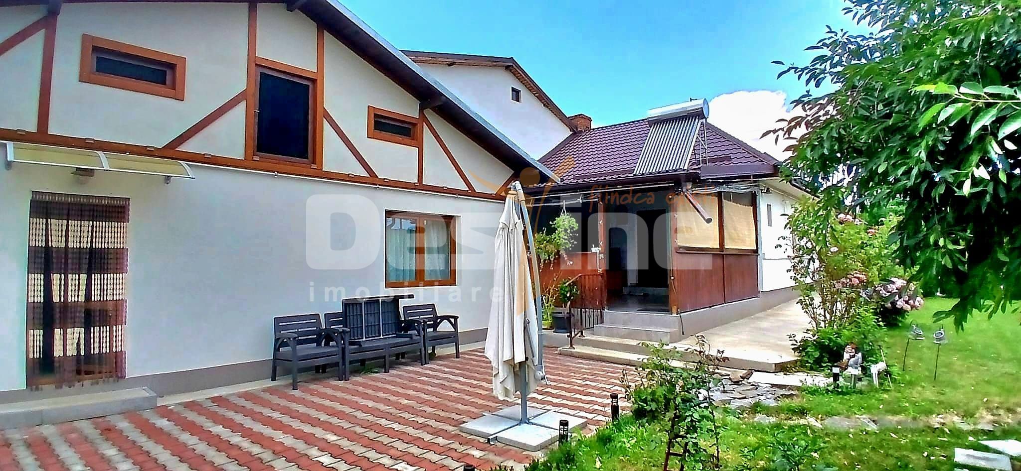 casa duplex Baicoi, intrare si curte separata — fotografia 3