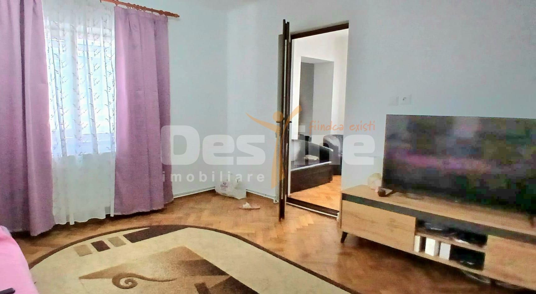 casa duplex Baicoi, intrare si curte separata — fotografia 7