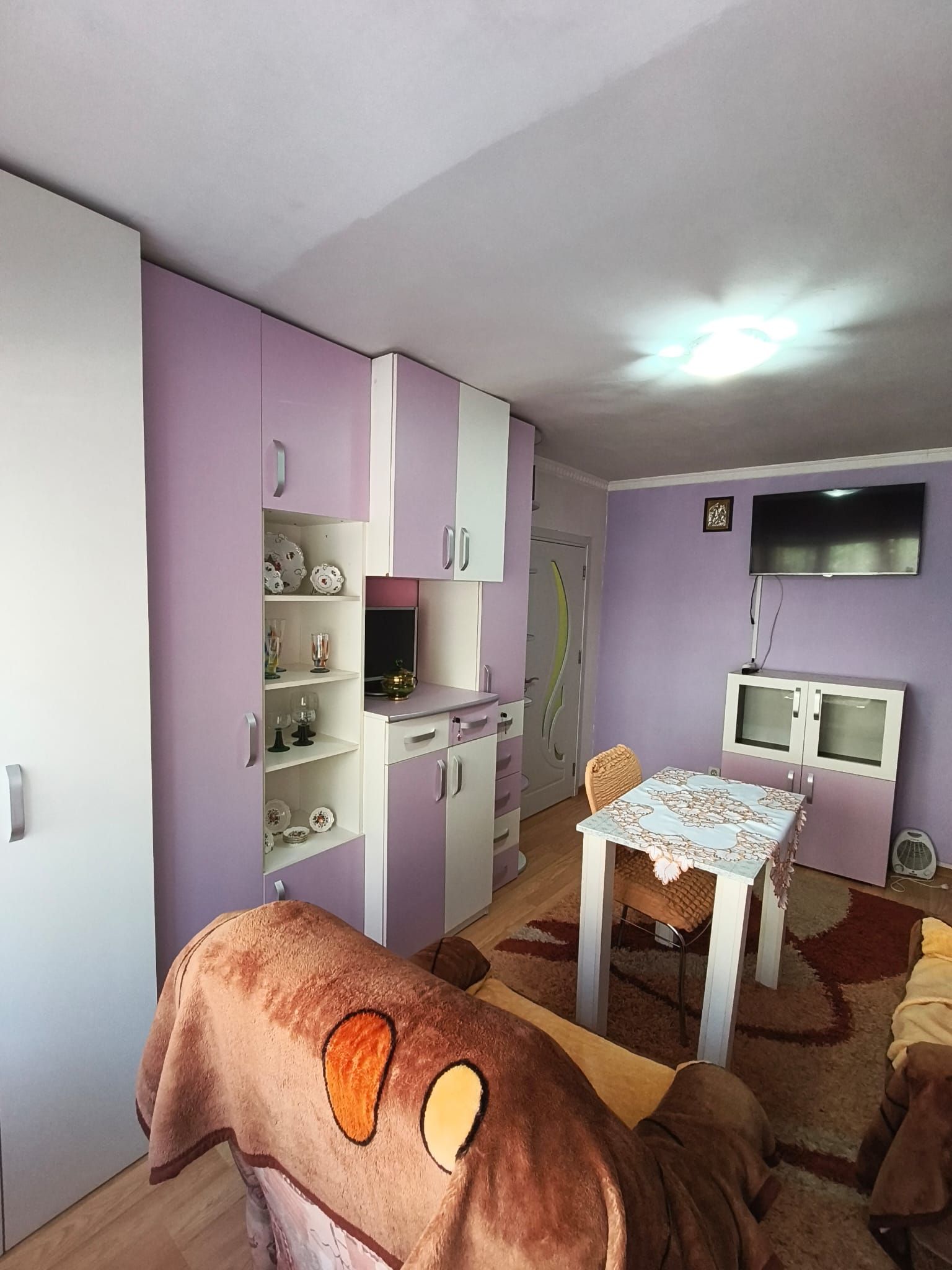 Apartament 2 camere, 41 mp, parter inalt, mobilat, in Alesd, jud.Bihor — fotografia 2