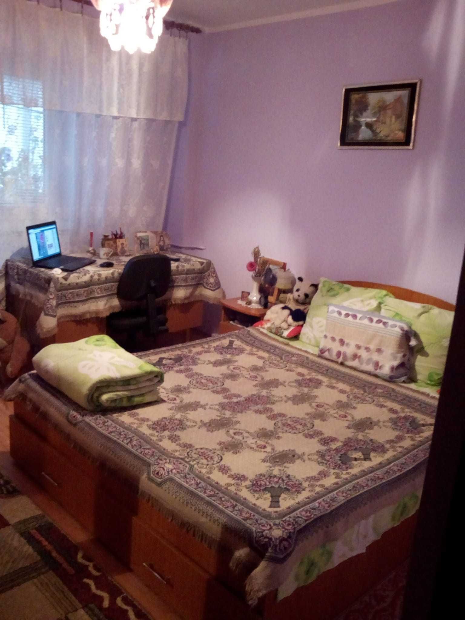 BRASADAS închiriază ap 2 cam Et 6/8 zona Unirii — fotografia 3