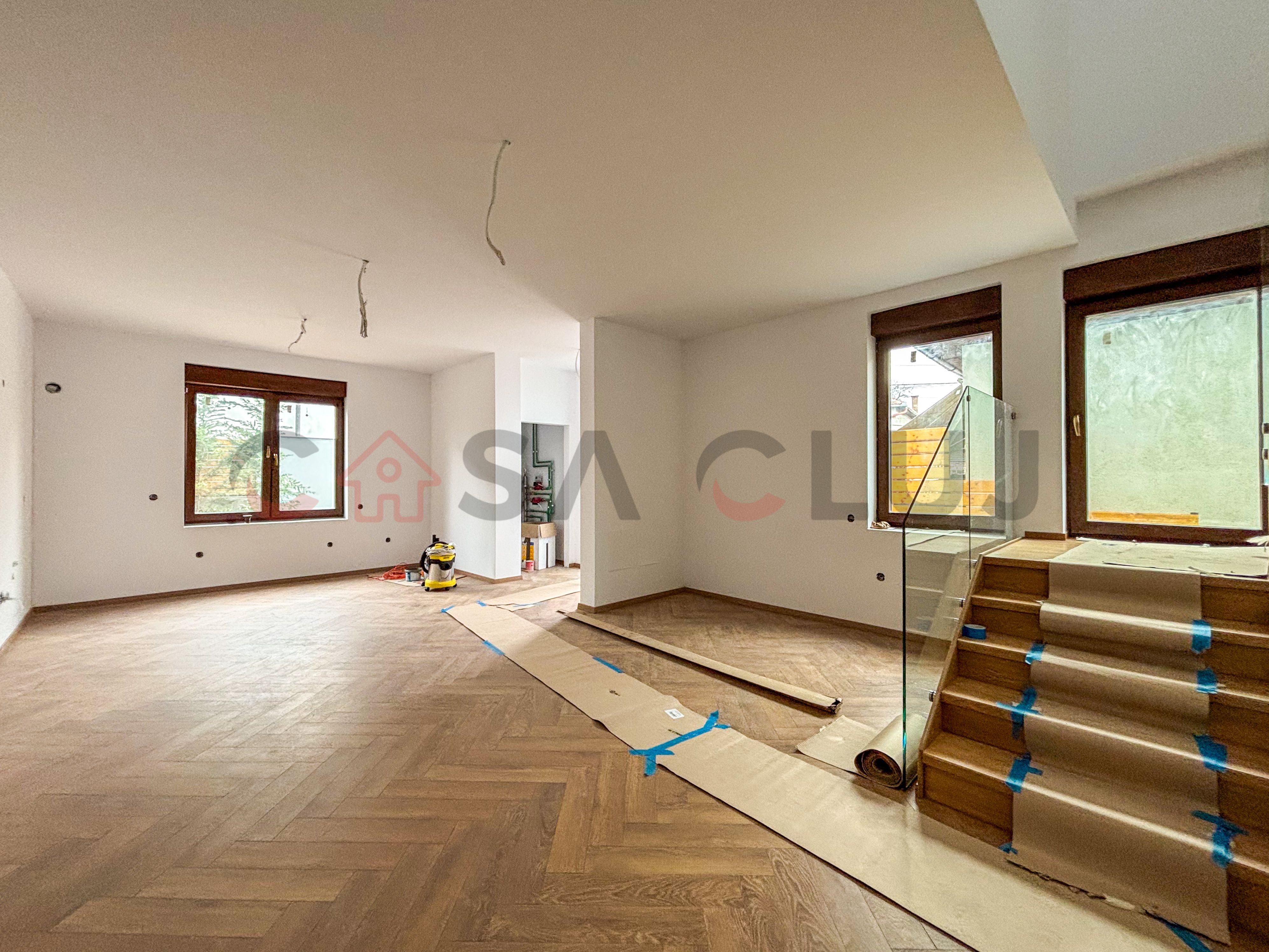 Duplex Finisat intr-o zona linistita - 200mp Curte Libera