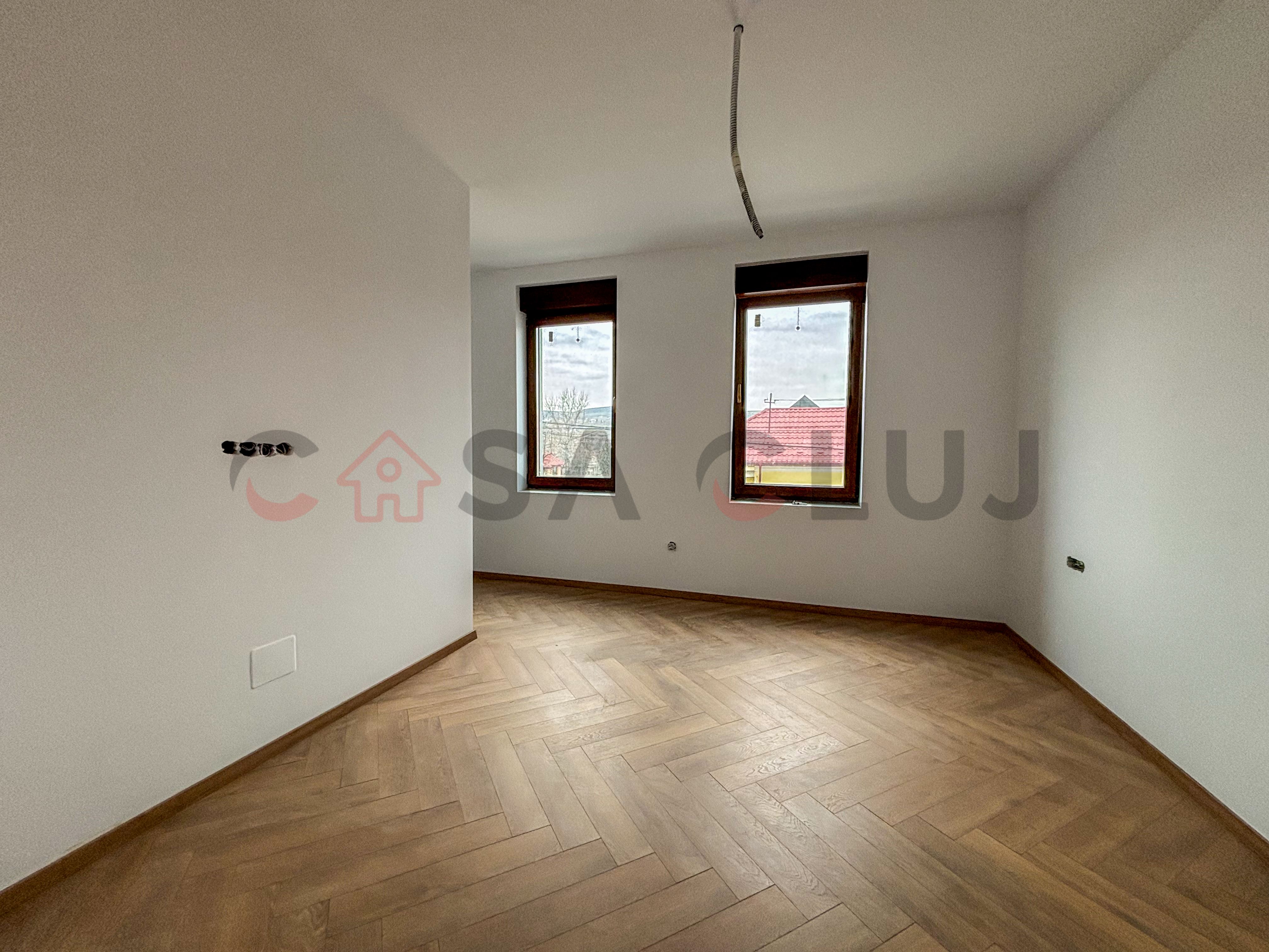 Duplex Finisat intr-o zona linistita - 200mp Curte Libera — fotografia 3