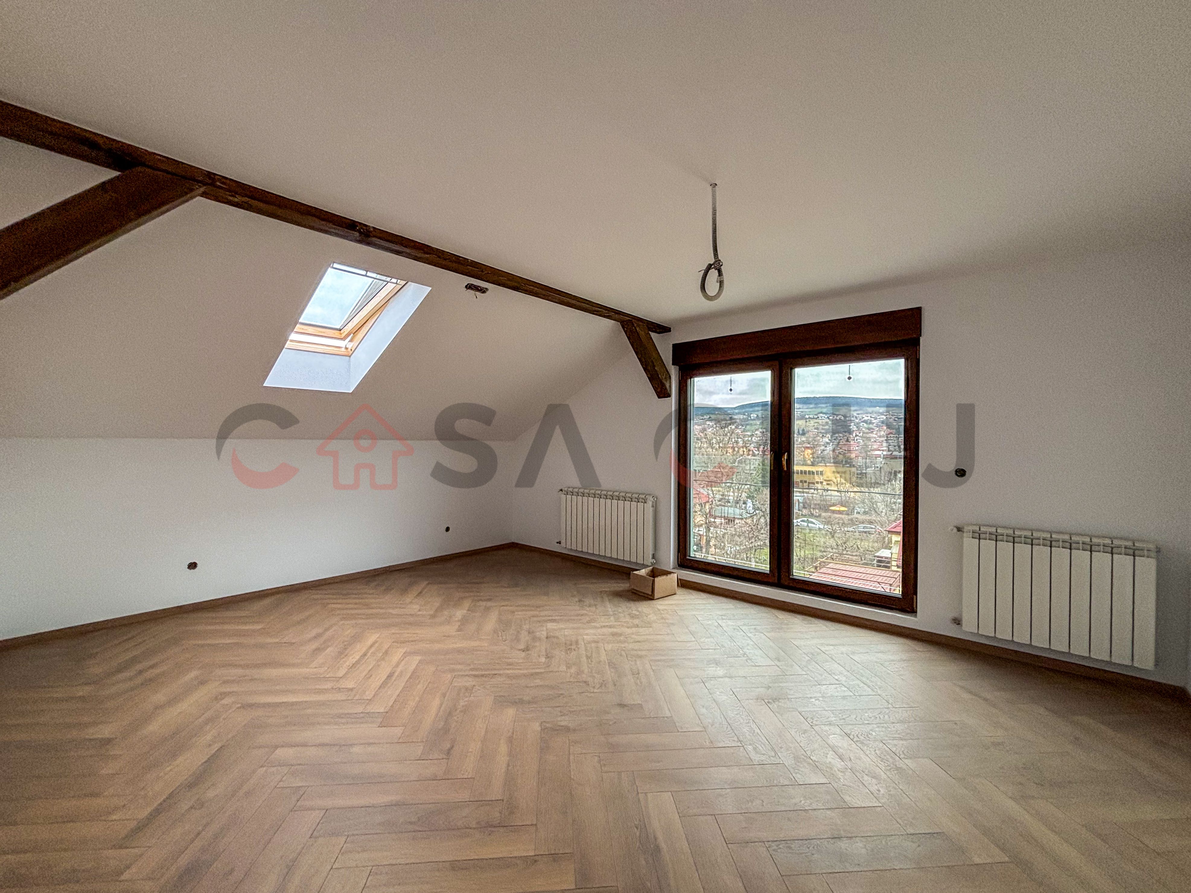 Duplex Finisat intr-o zona linistita - 200mp Curte Libera — fotografia 6