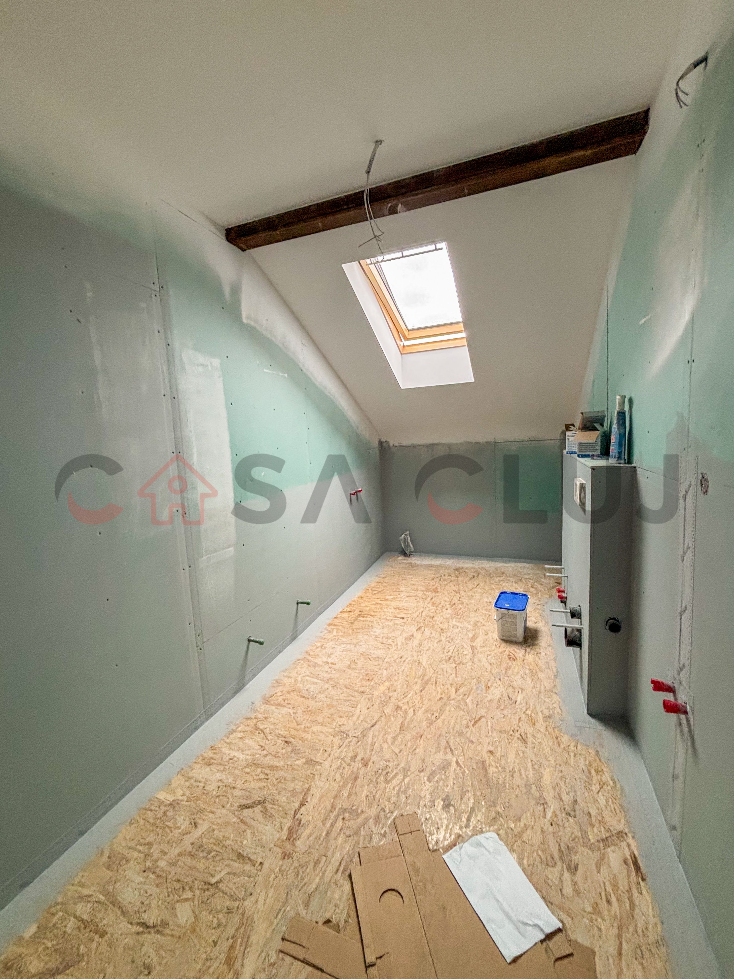 Duplex Finisat intr-o zona linistita - 200mp Curte Libera — fotografia 7