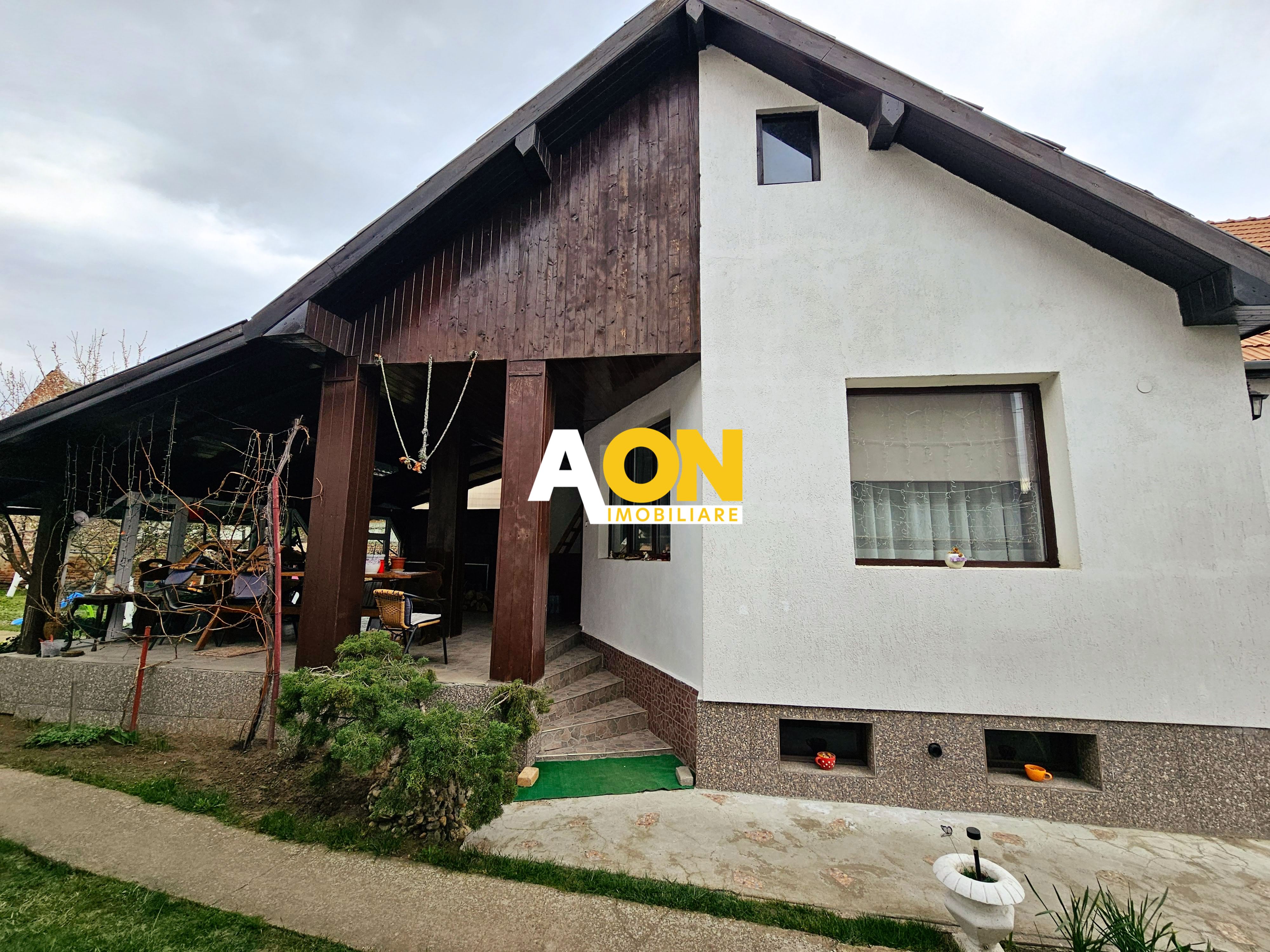 Casa 4 camere, toate utilitatile, 1650 mp teren, Lancram