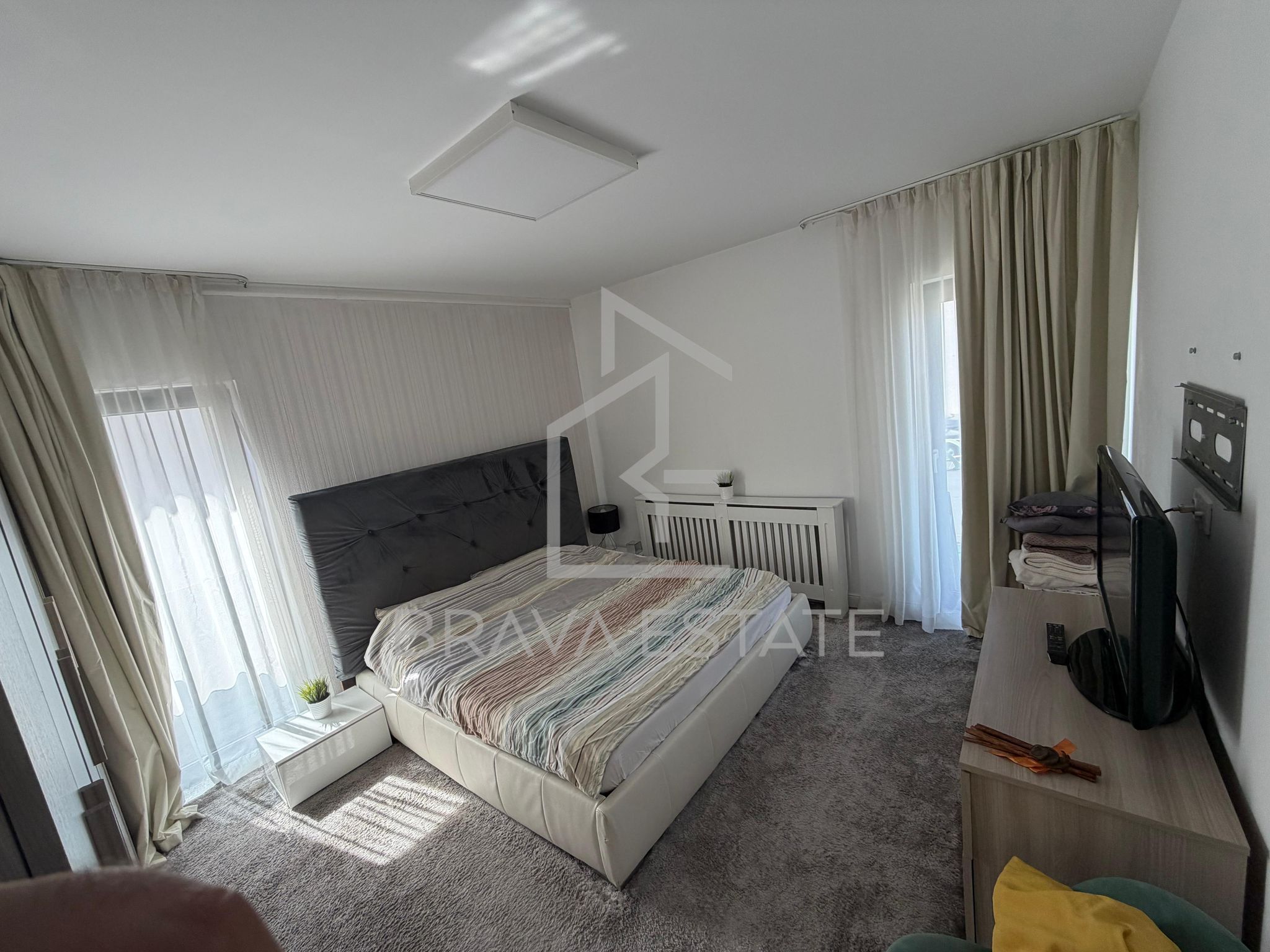 Apartament de vanzare 54 mp ,parcare , zona Borhanci — fotografia 3
