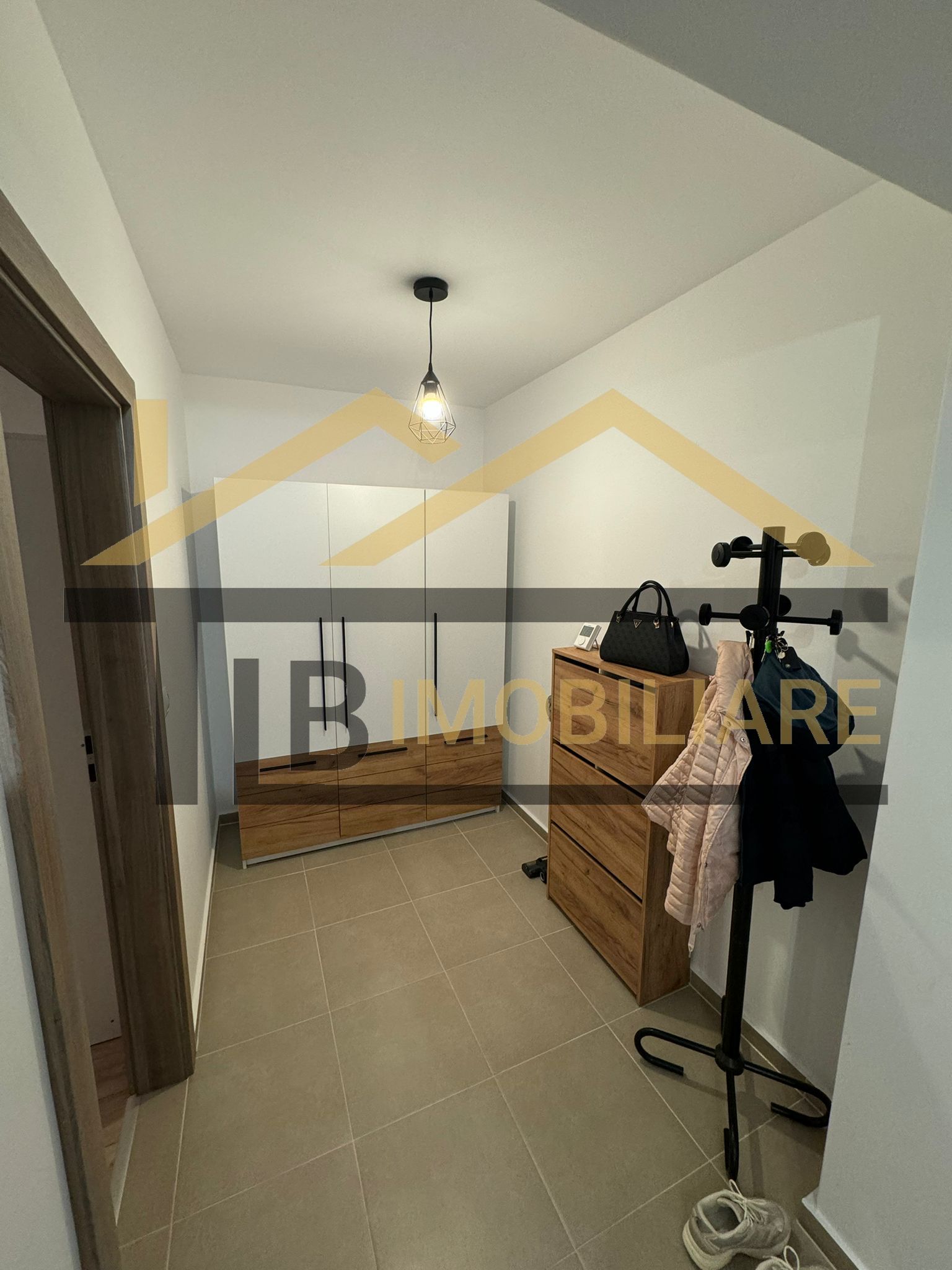 Apartament de 2 camere, 62mp, decomadat, parcare, Zona Maurer — fotografia 10