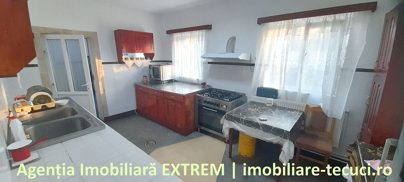 Pensiune, restaurant, bar, iaz, păstrăvărie, în Gidigeni, jud. Galaţi — fotografia 10