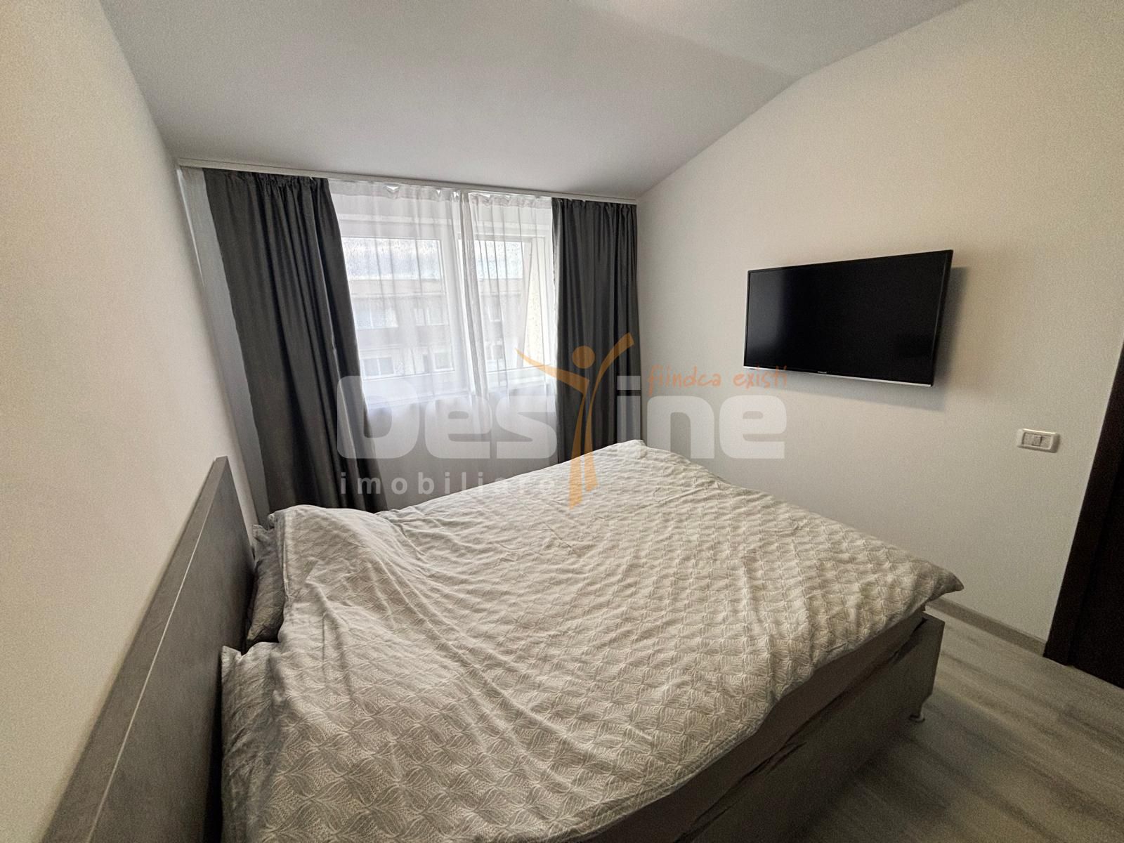 Studio  | 50 mp | Subcetate | 400EURO /lună | — fotografia 6