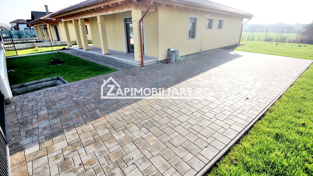 Casa 4 camere,177mp,600mp teren,gard, pavaj,gazon 0%comision