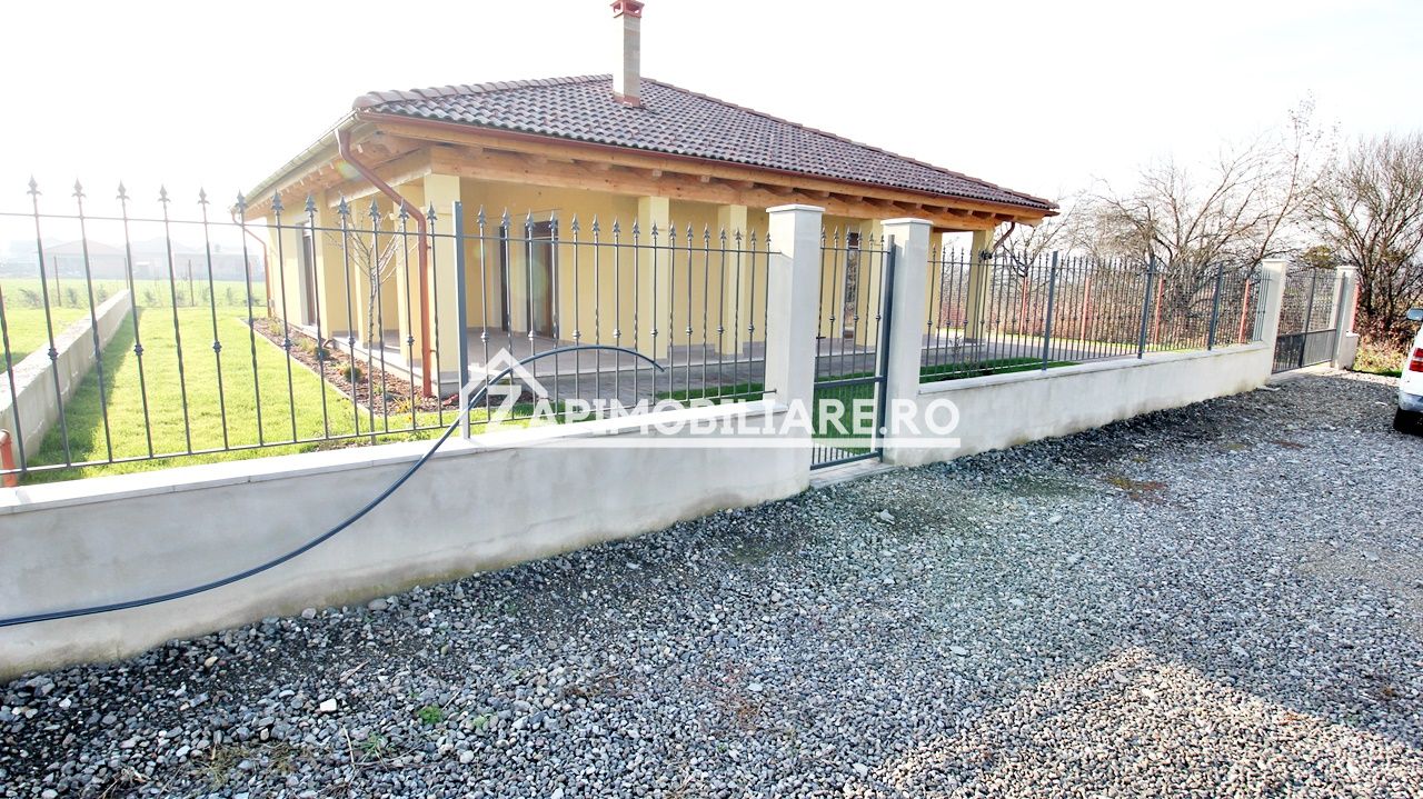Casa 4 camere,177mp,600mp teren,gard, pavaj,gazon 0%comision — fotografia 9