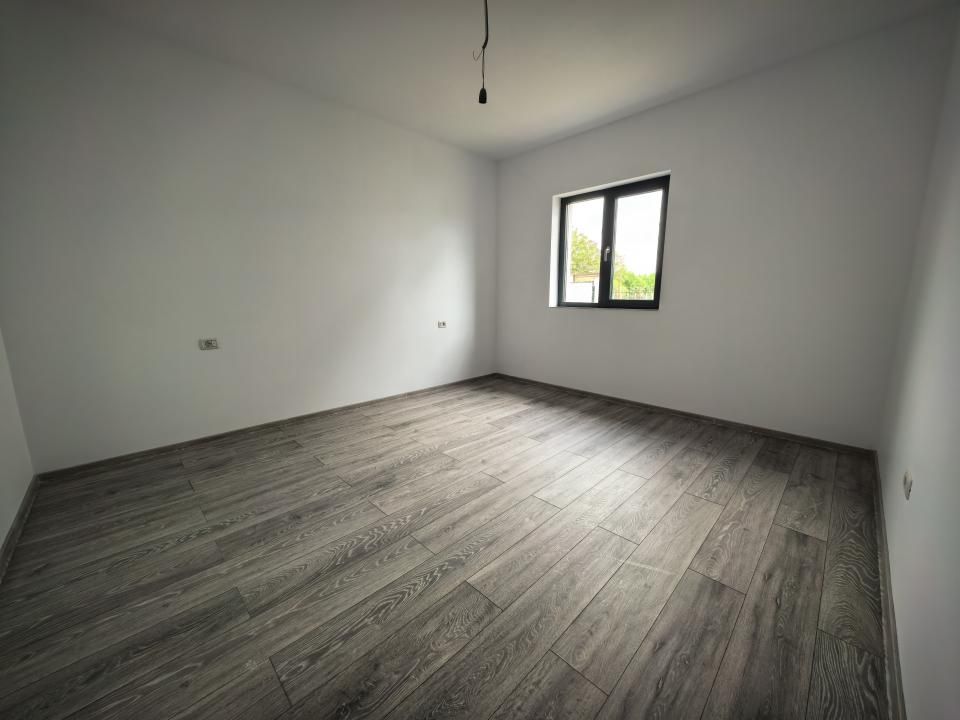Casă individuală 3 camere 2 bai 313 mp teren Lunca Cetațuii — fotografia 11