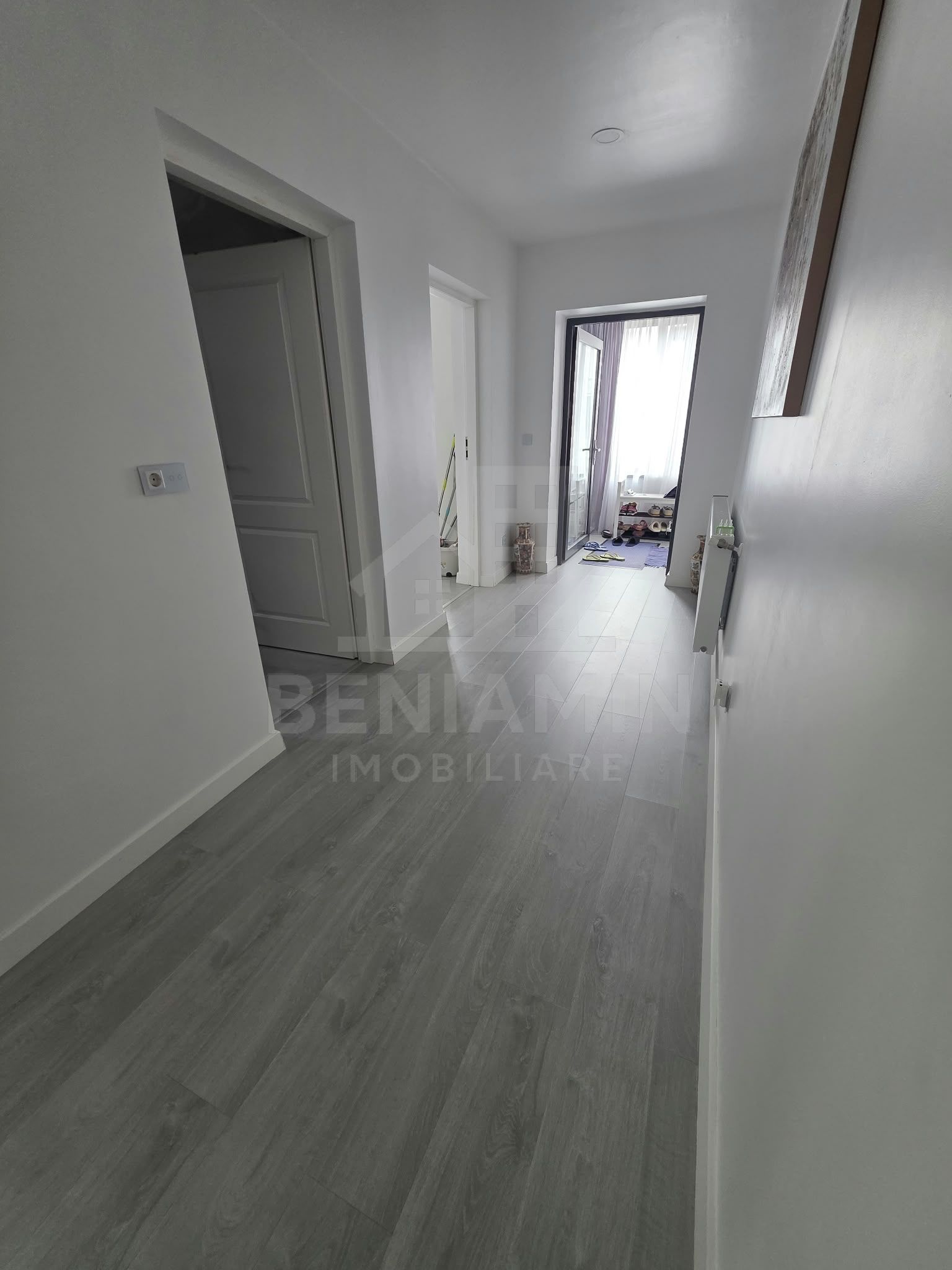 Casa de vanzare in Romanesti cu teren 1200mp mobilata utilata — fotografia 10