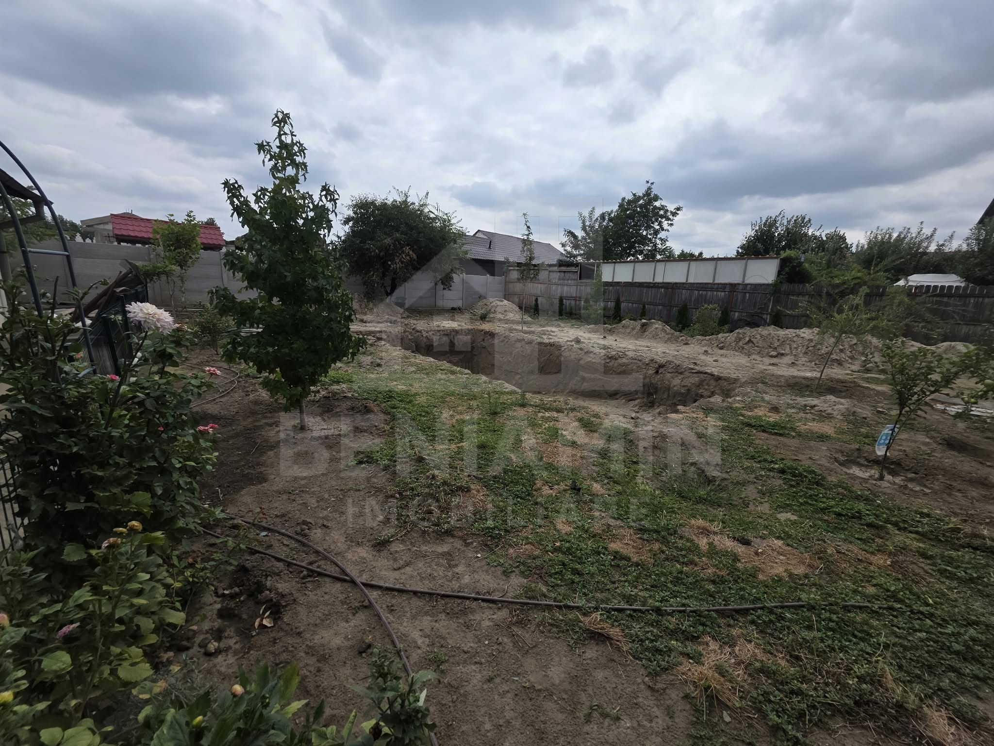 Casa de vanzare in Romanesti cu teren 1200mp mobilata utilata — fotografia 12
