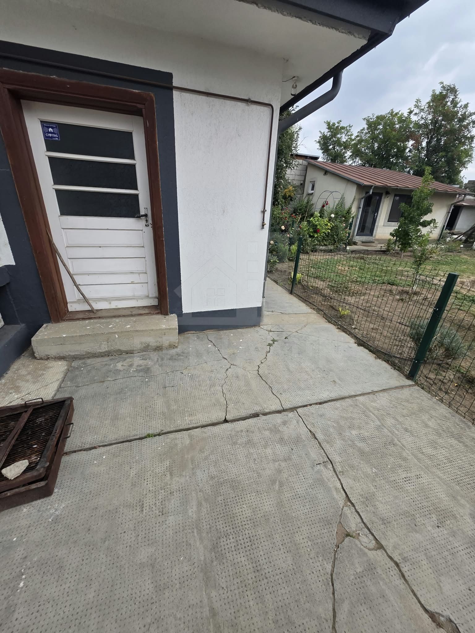 Casa de vanzare in Romanesti cu teren 1200mp mobilata utilata — fotografia 18
