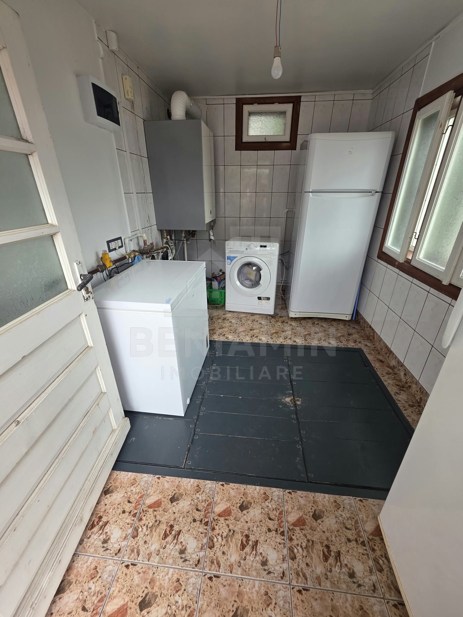 Casa de vanzare in Romanesti cu teren 1200mp mobilata utilata — fotografia 49