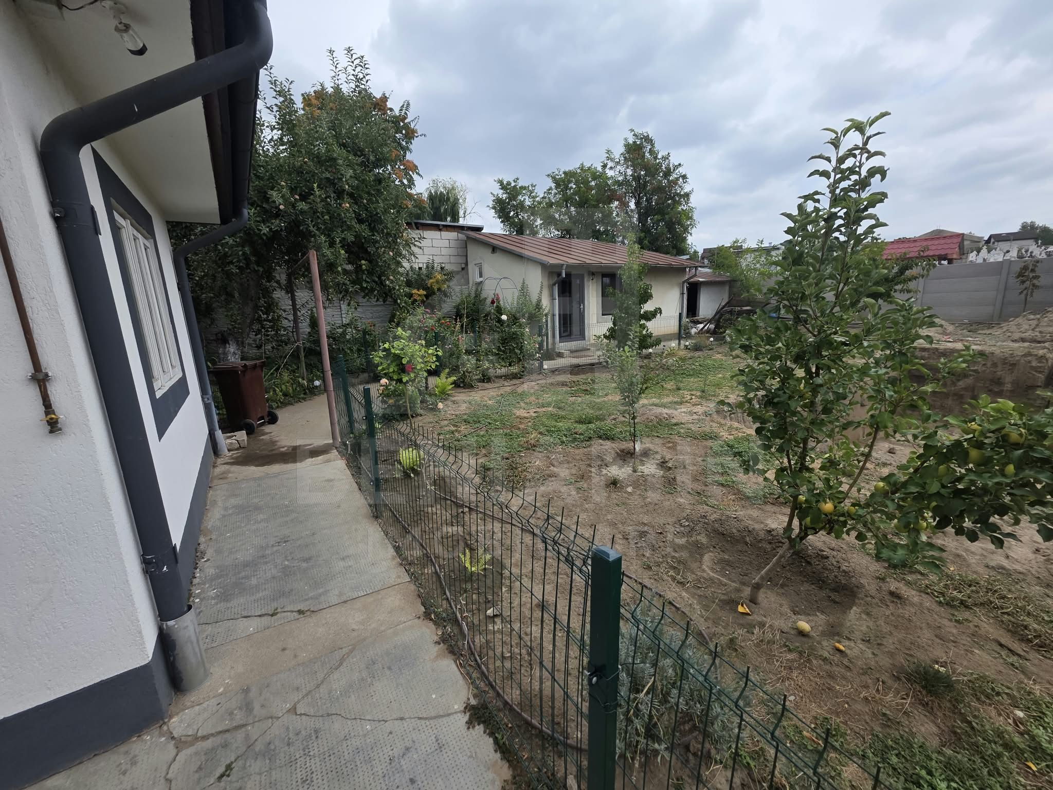 Casa de vanzare in Romanesti cu teren 1200mp mobilata utilata — fotografia 50