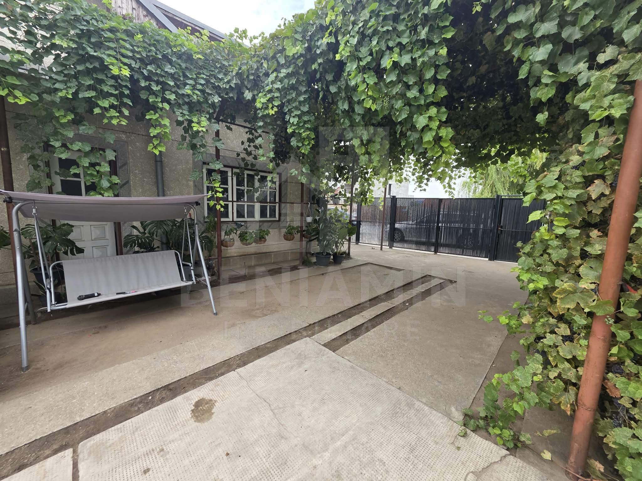 Casa de vanzare in Romanesti cu teren 1200mp mobilata utilata — fotografia 53
